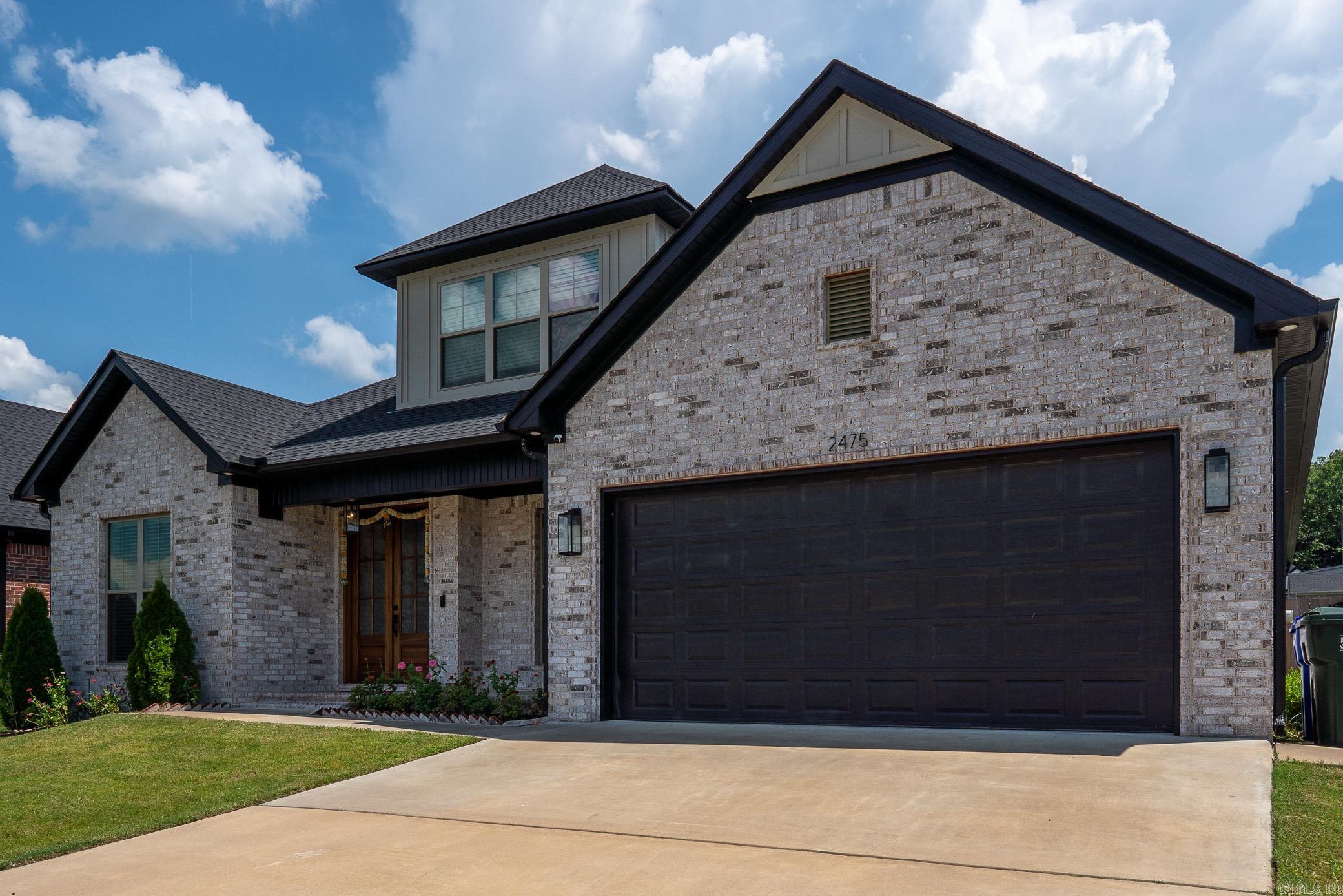 ROBYNMAR - Residential