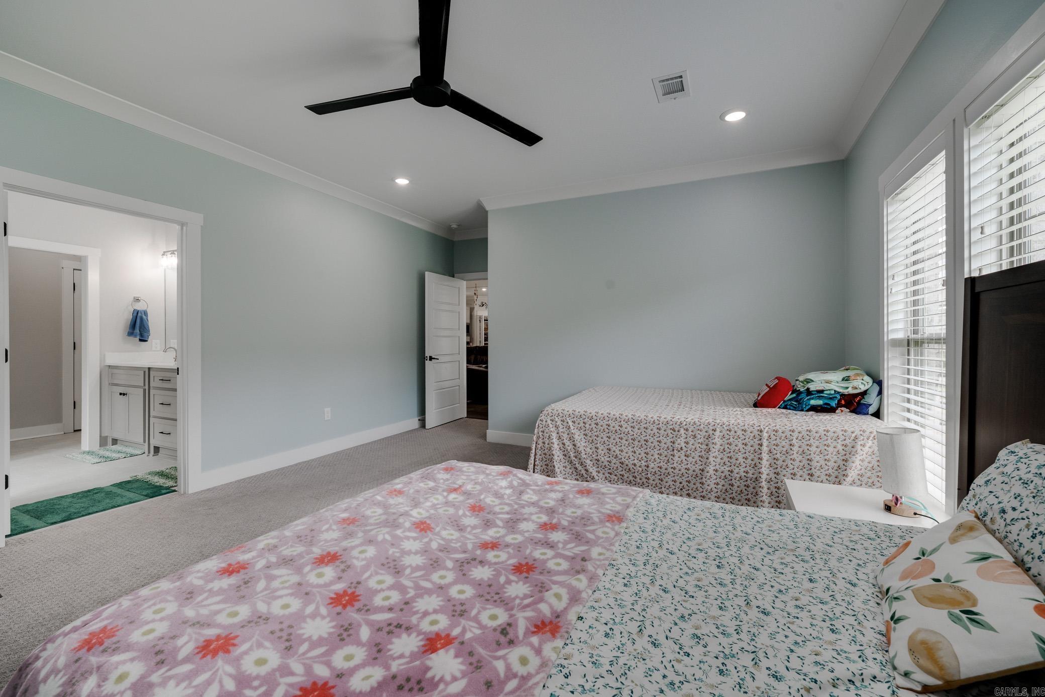 ROBYNMAR - Residential