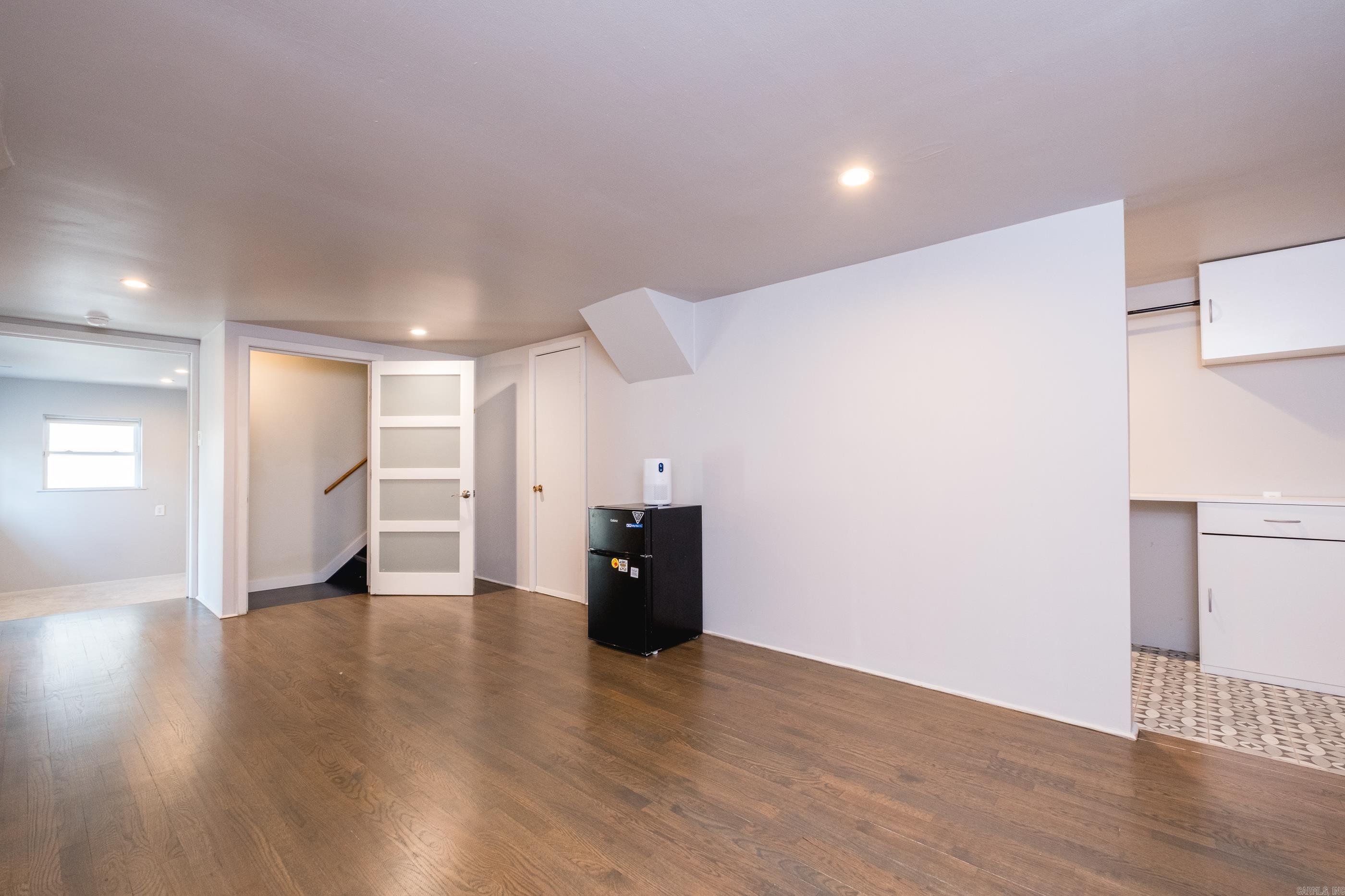 KINGWOOD PLACE - Residential