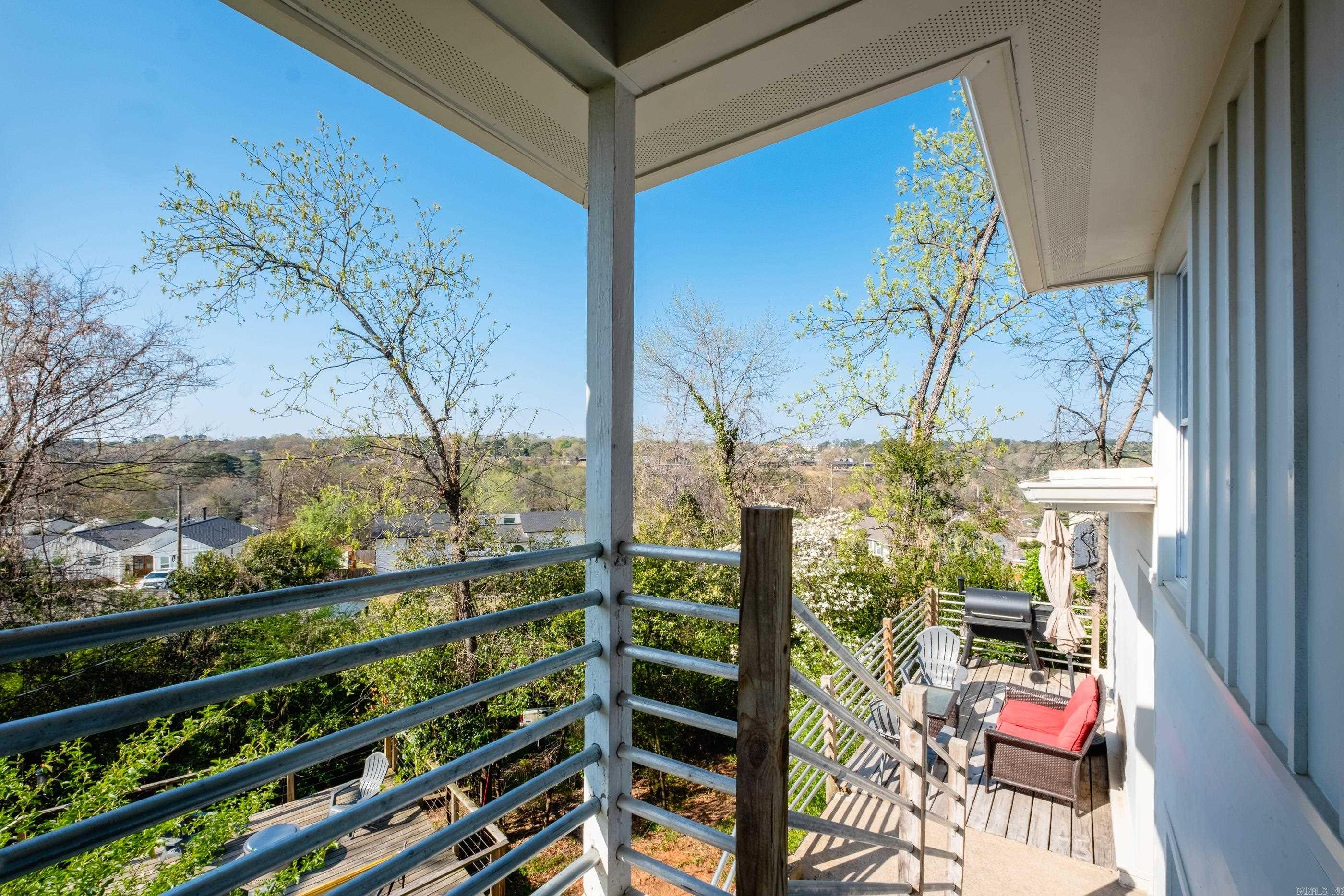 KINGWOOD PLACE - Residential