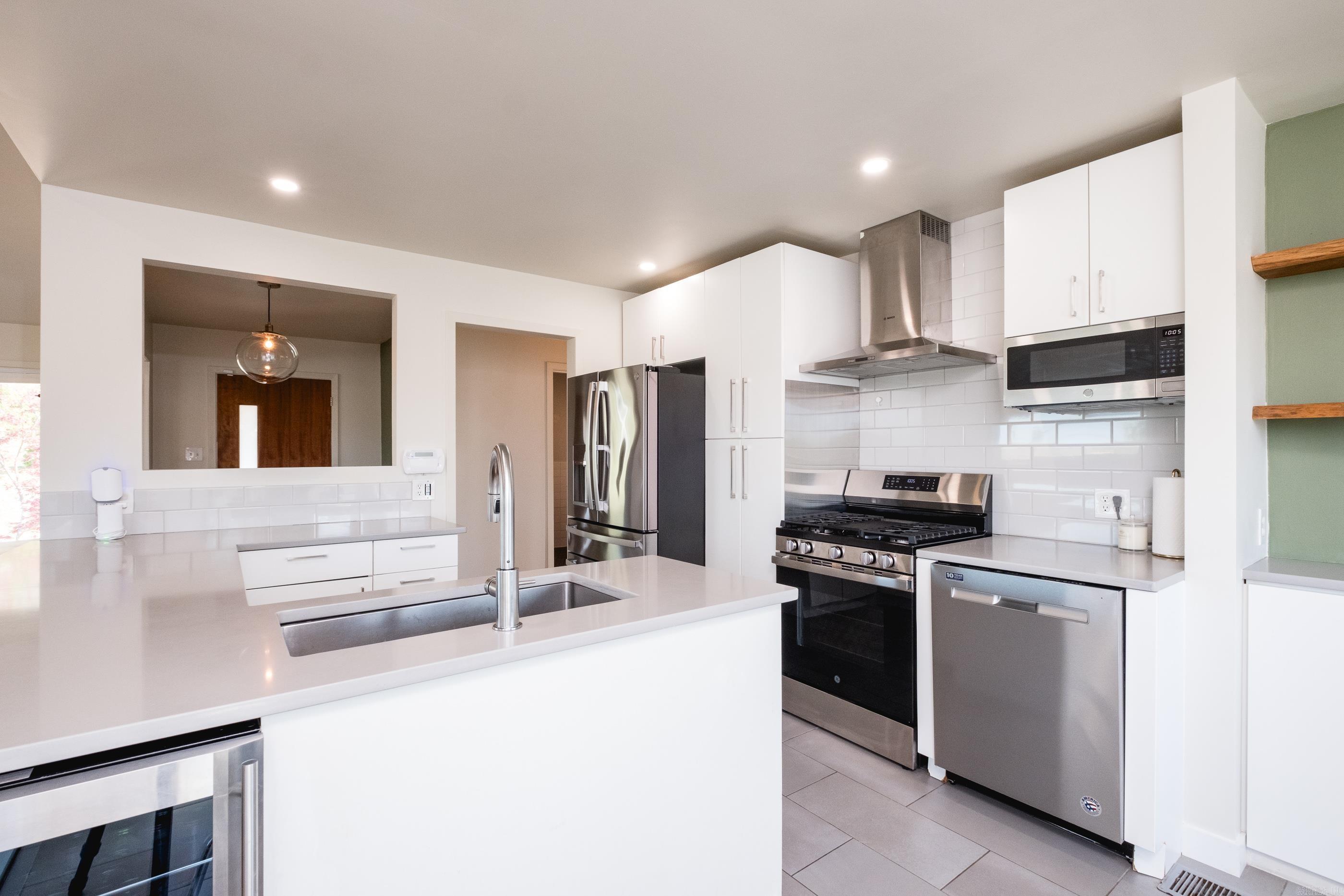 KINGWOOD PLACE - Residential