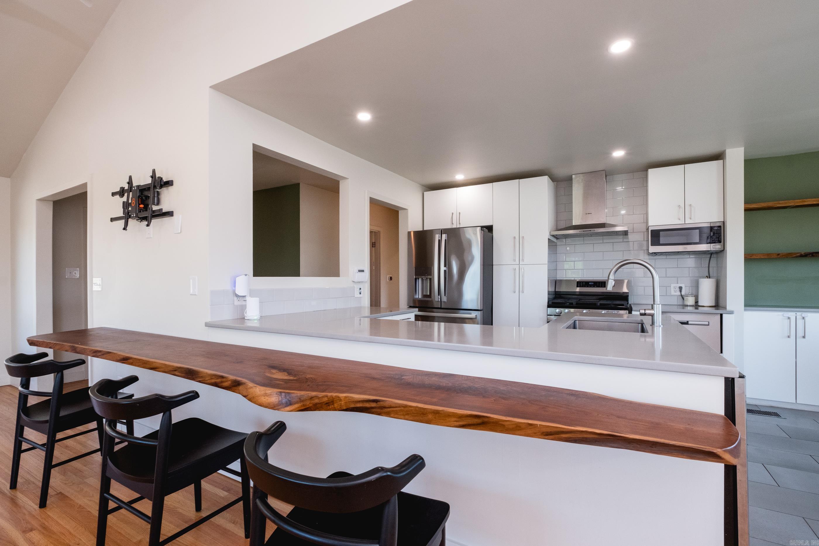 KINGWOOD PLACE - Residential