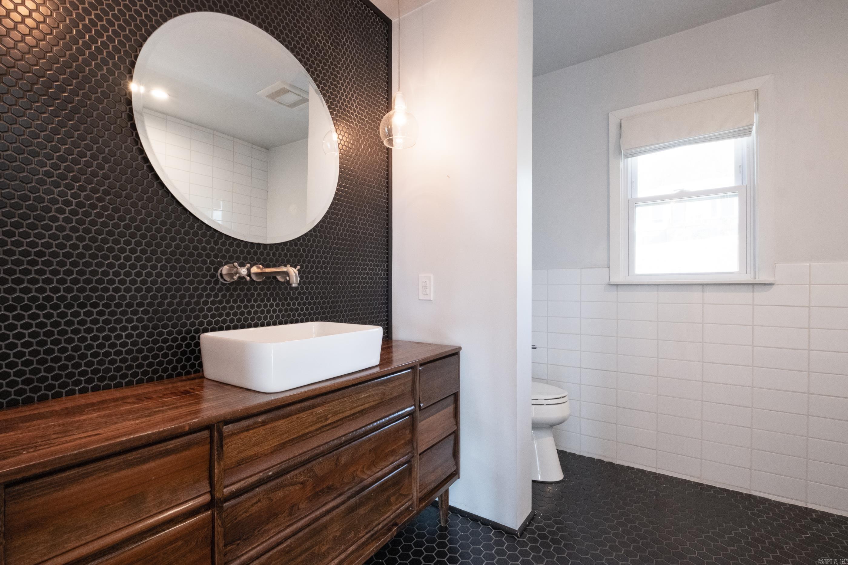 KINGWOOD PLACE - Residential