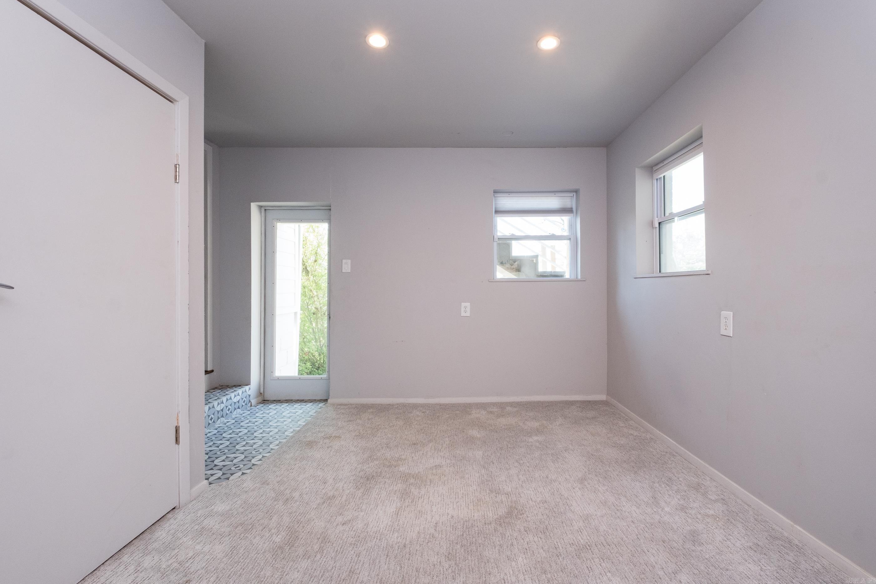 KINGWOOD PLACE - Residential