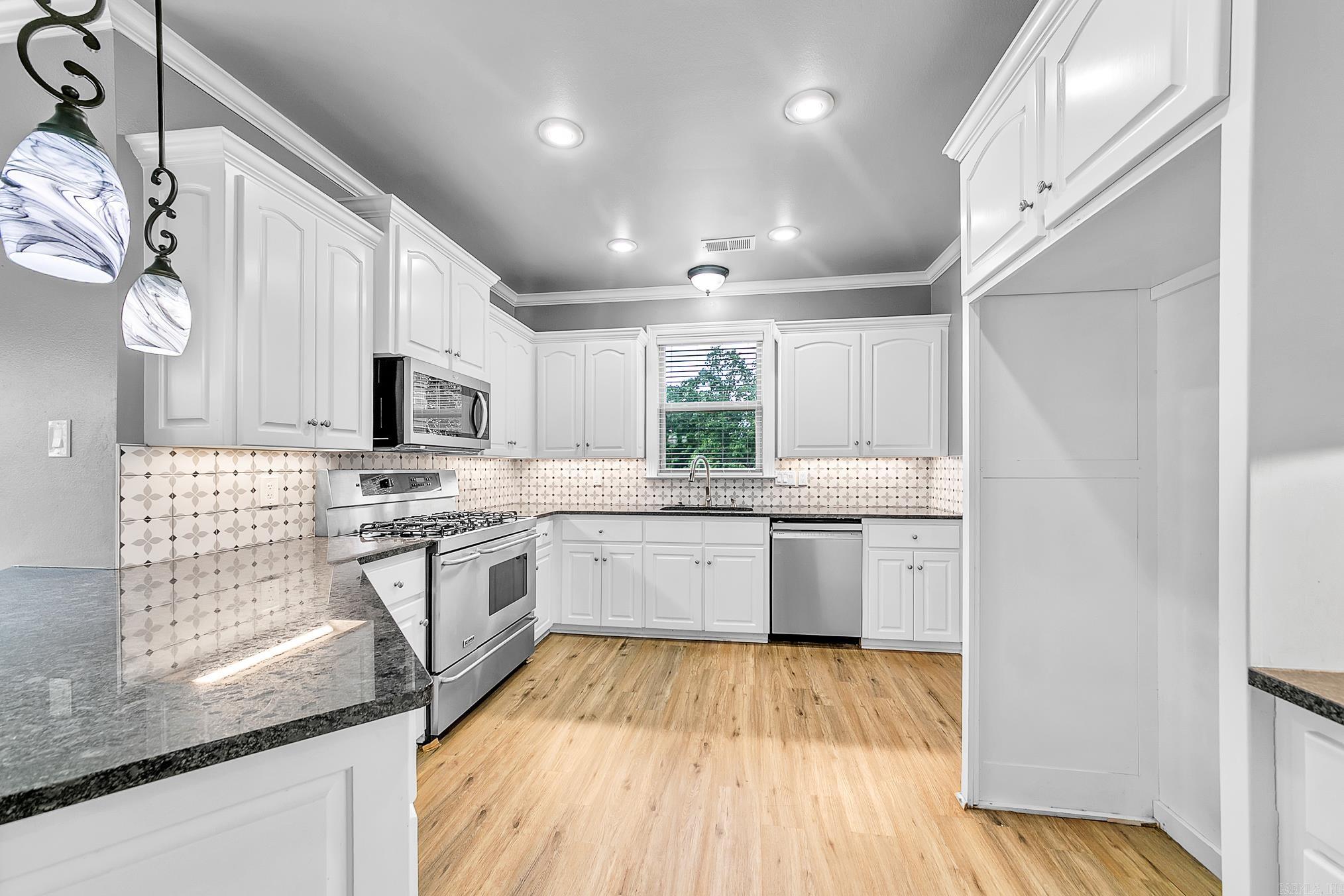 GREYSTONE - Residential