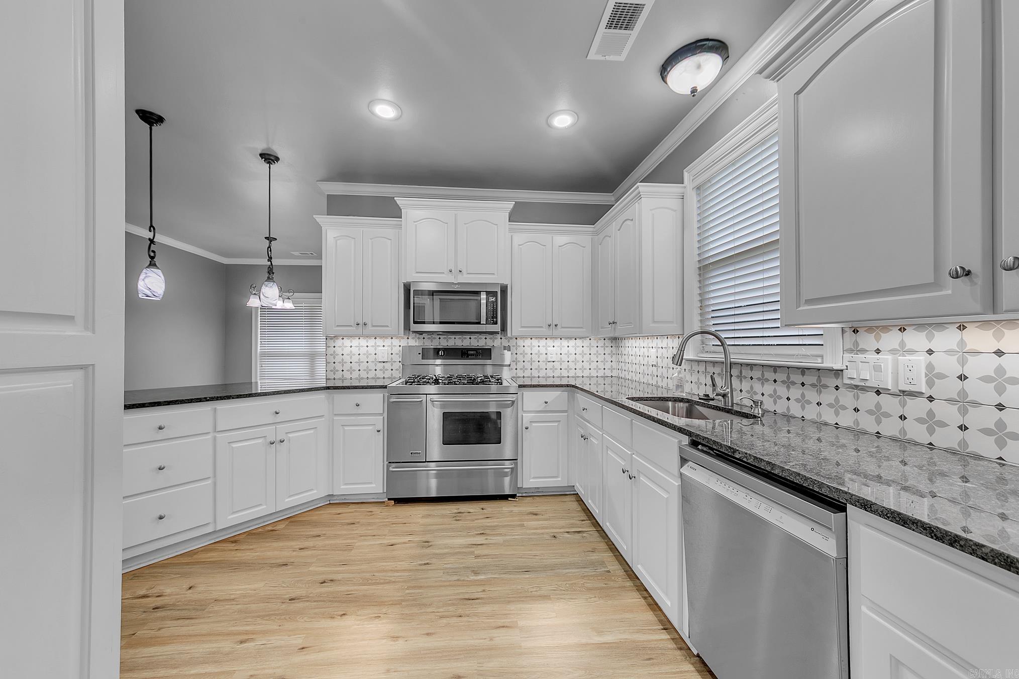 GREYSTONE - Residential