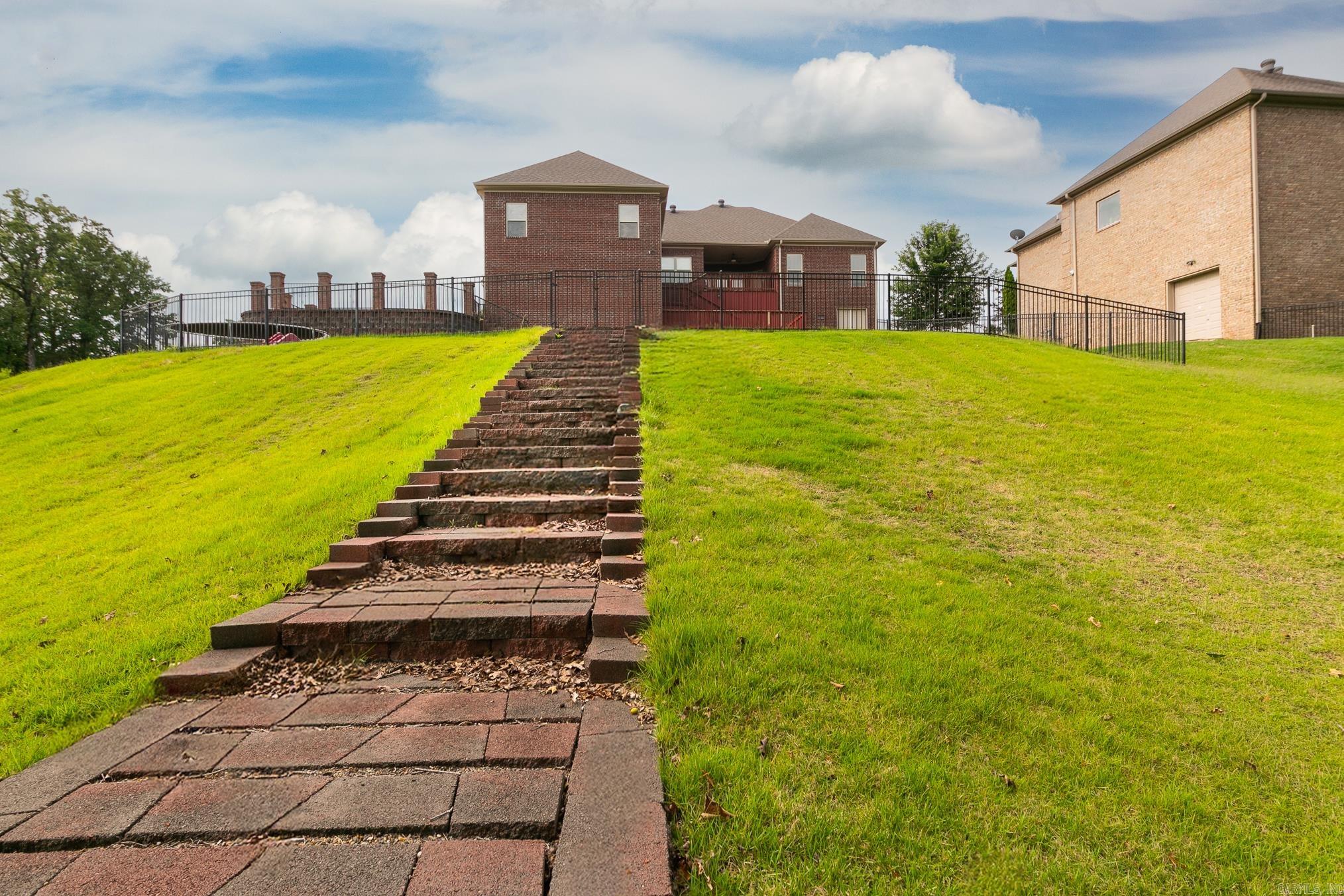 GREYSTONE - Residential