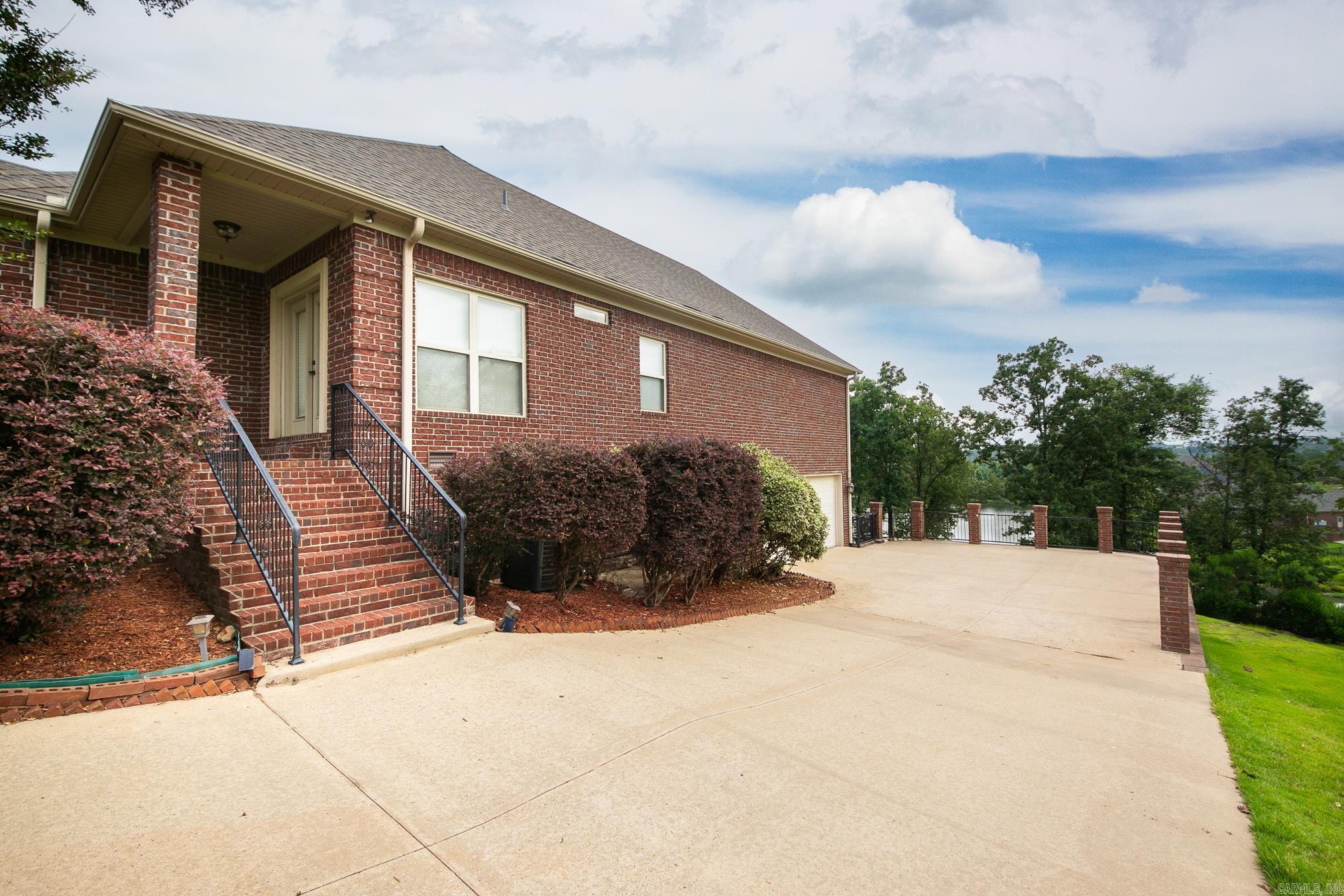 GREYSTONE - Residential