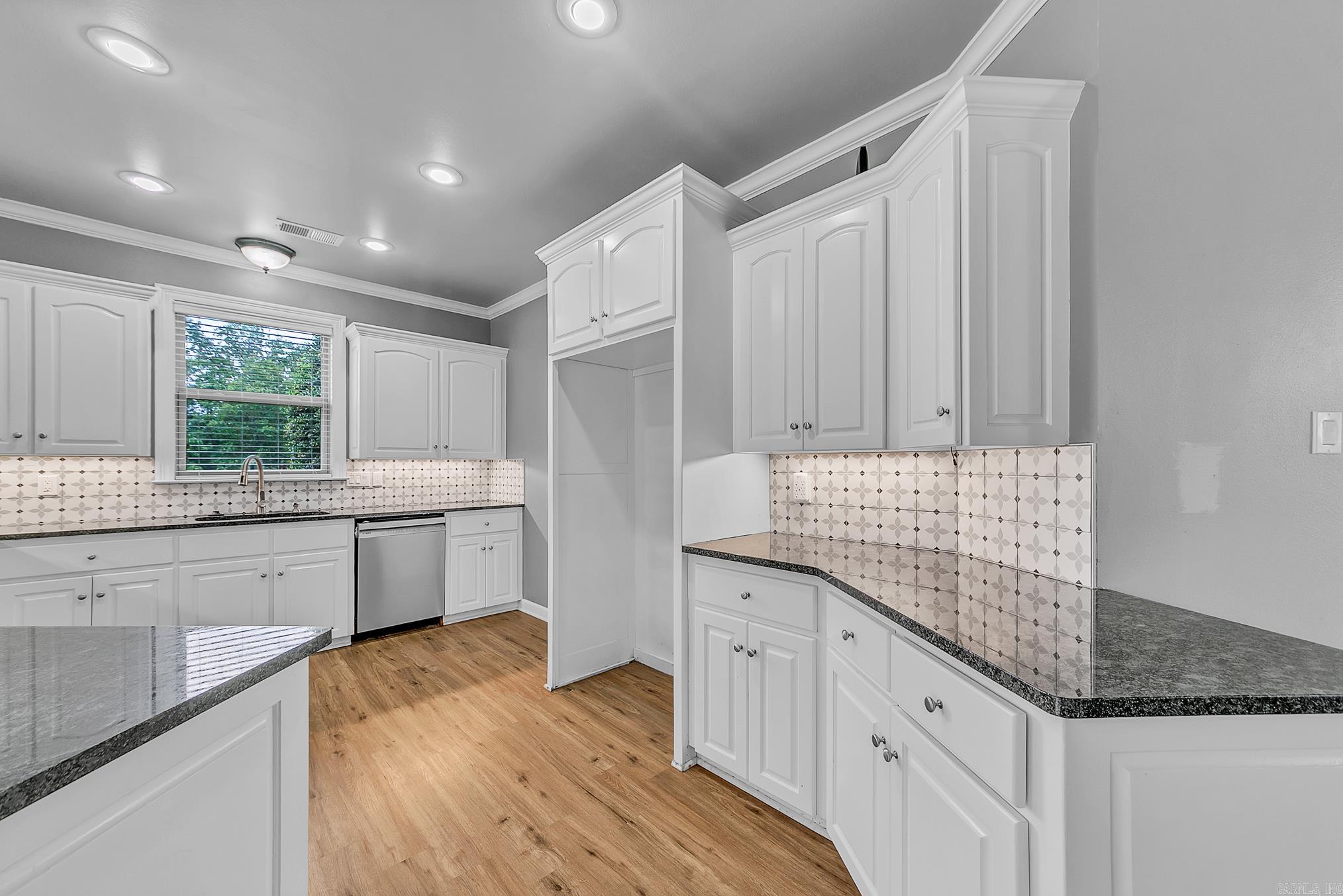 GREYSTONE - Residential