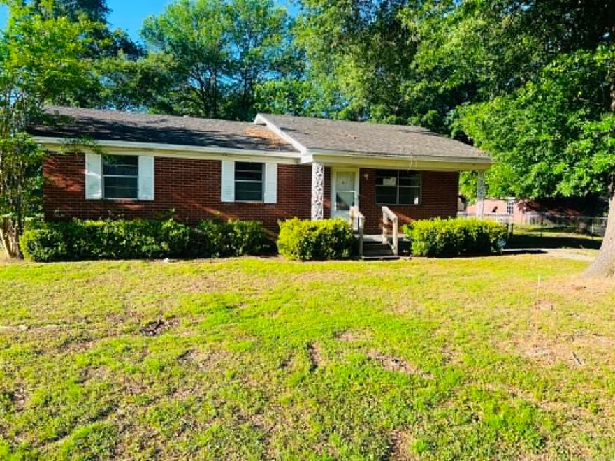 Located in the heart of Beebe, this 3 bedroom, 1 bath foreclosure offers plenty of potential for an investor or buyer looking to make it their own. The home features a spacious living area with an open kitchen and dining space, plus a large fenced backyard with room for entertaining, pets, or outdoor activities. Located right next to Arkansas State University-Beebe and within walking distance to local schools, this property offers convenience and opportunity in a great location. With a functional layout and solid potential, this home is ready for its next chapter. Home is being sold as is. Agents see remarks.