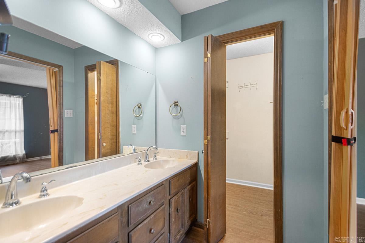 OVERBROOK - Residential
