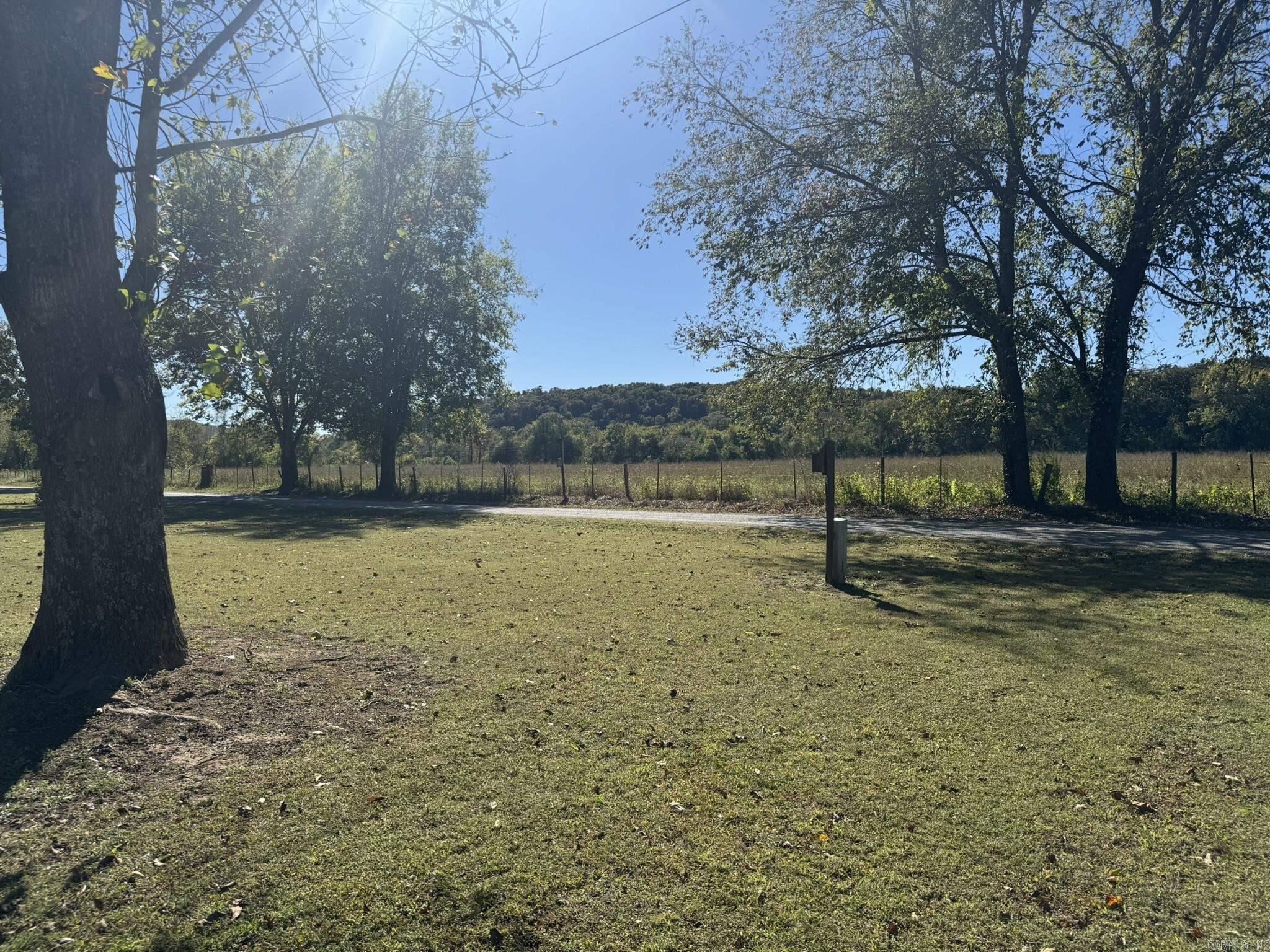 SUNSET VALLEY - Residential