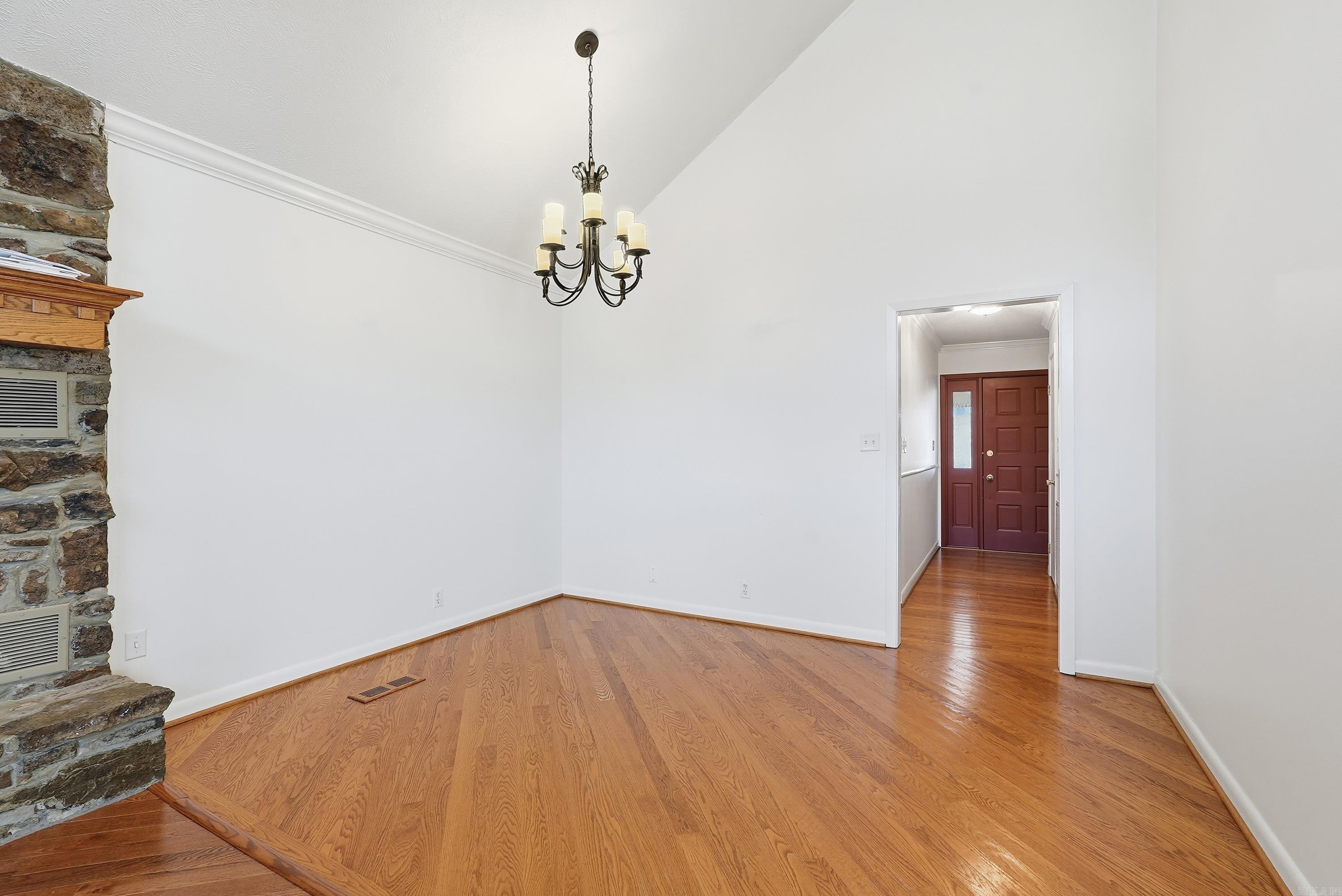 INDIAN HILLS - Residential