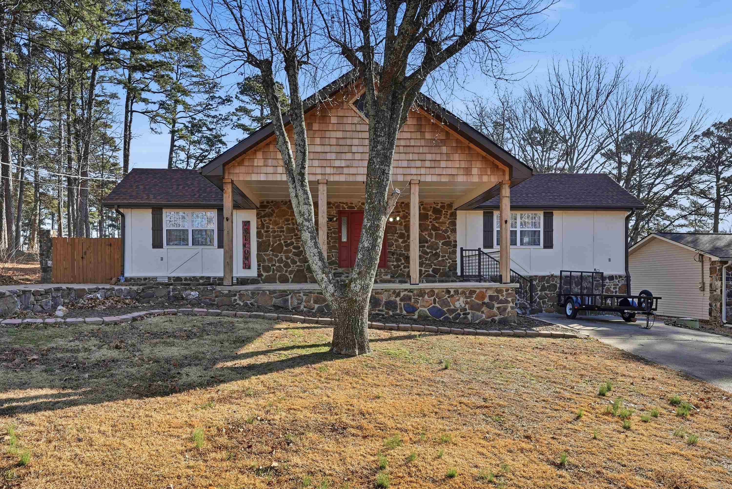 INDIAN HILLS - Residential