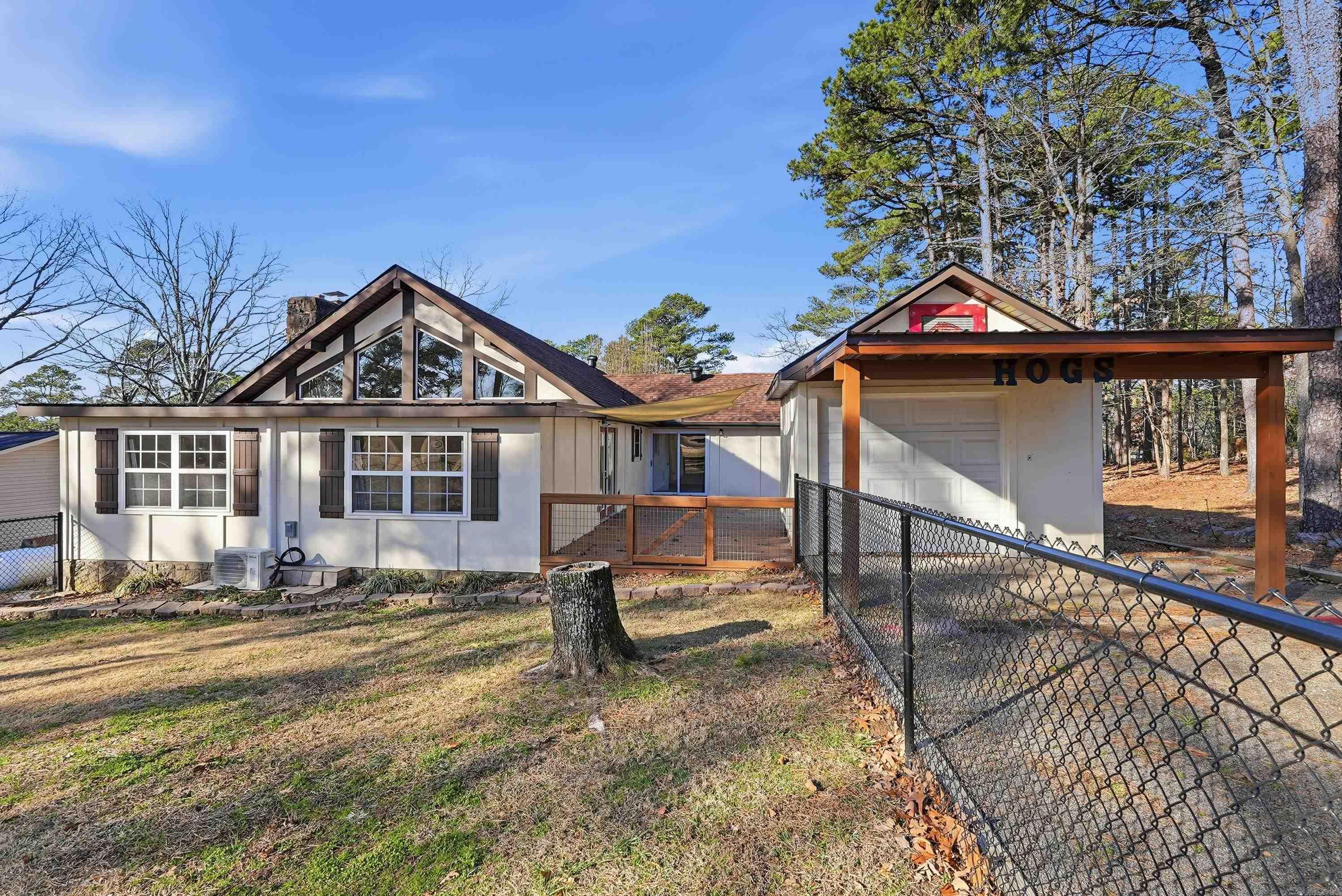 INDIAN HILLS - Residential