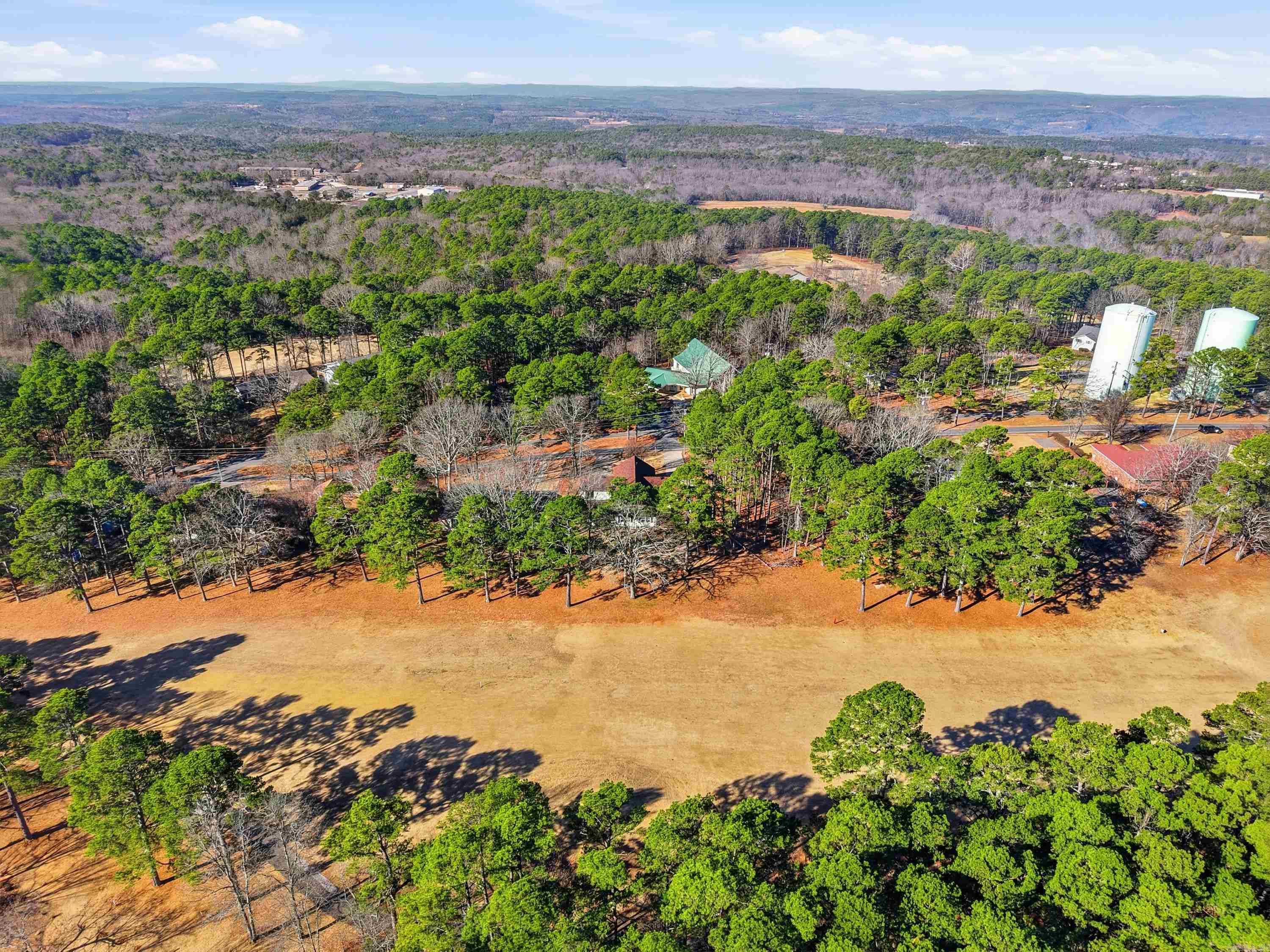 INDIAN HILLS - Residential