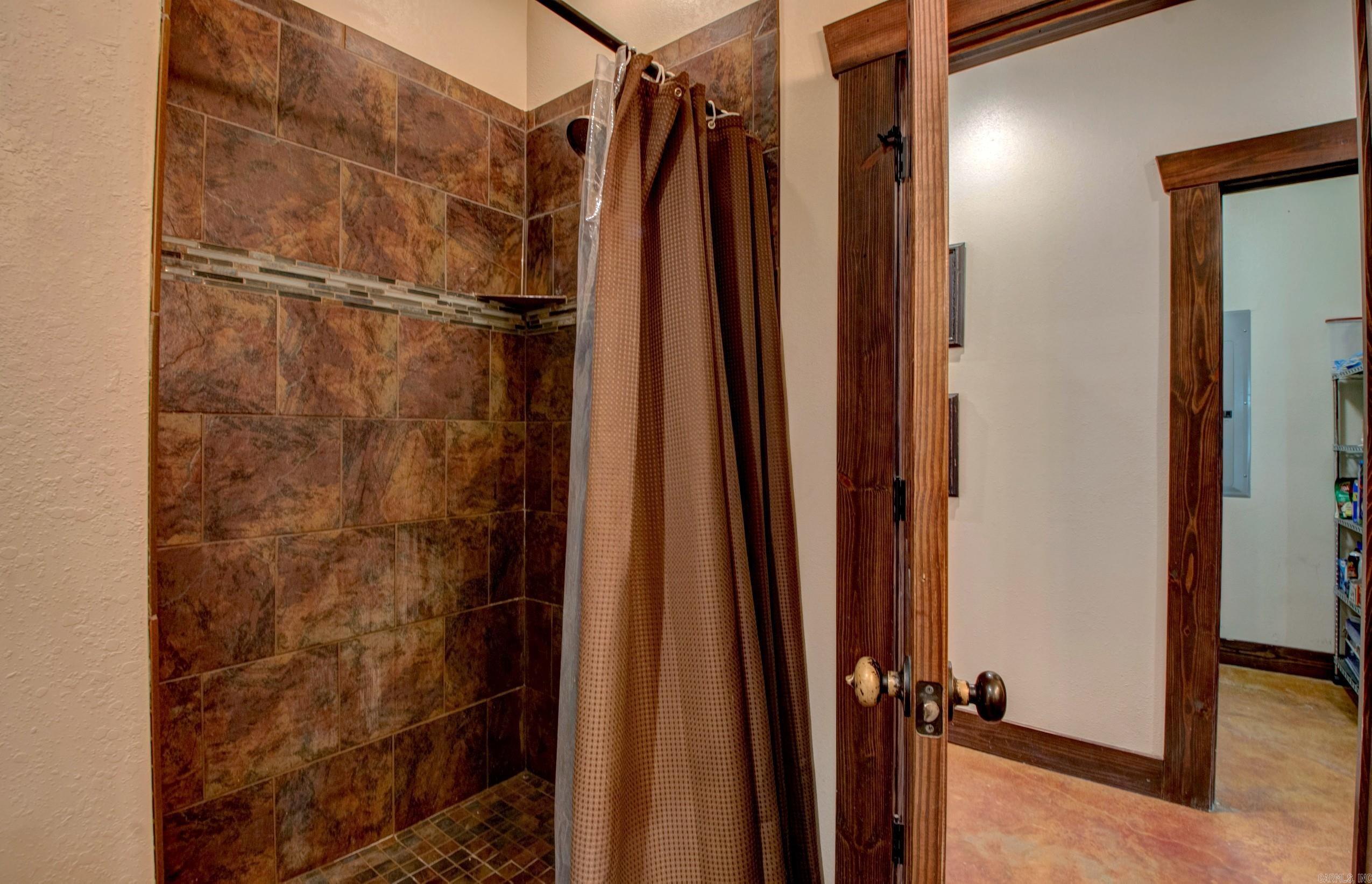 RIVERSIDE ADDITION - Residential