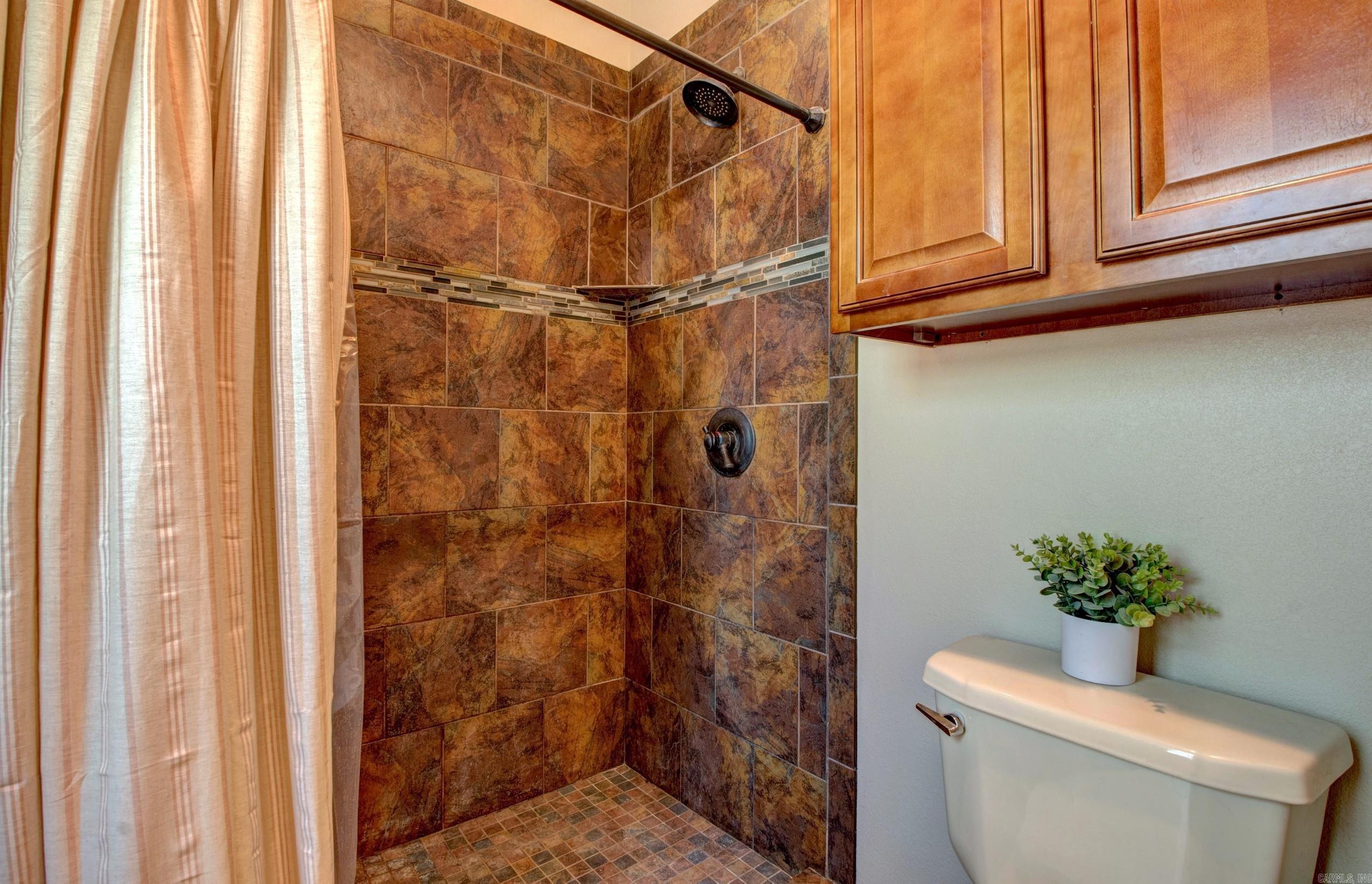 RIVERSIDE ADDITION - Residential