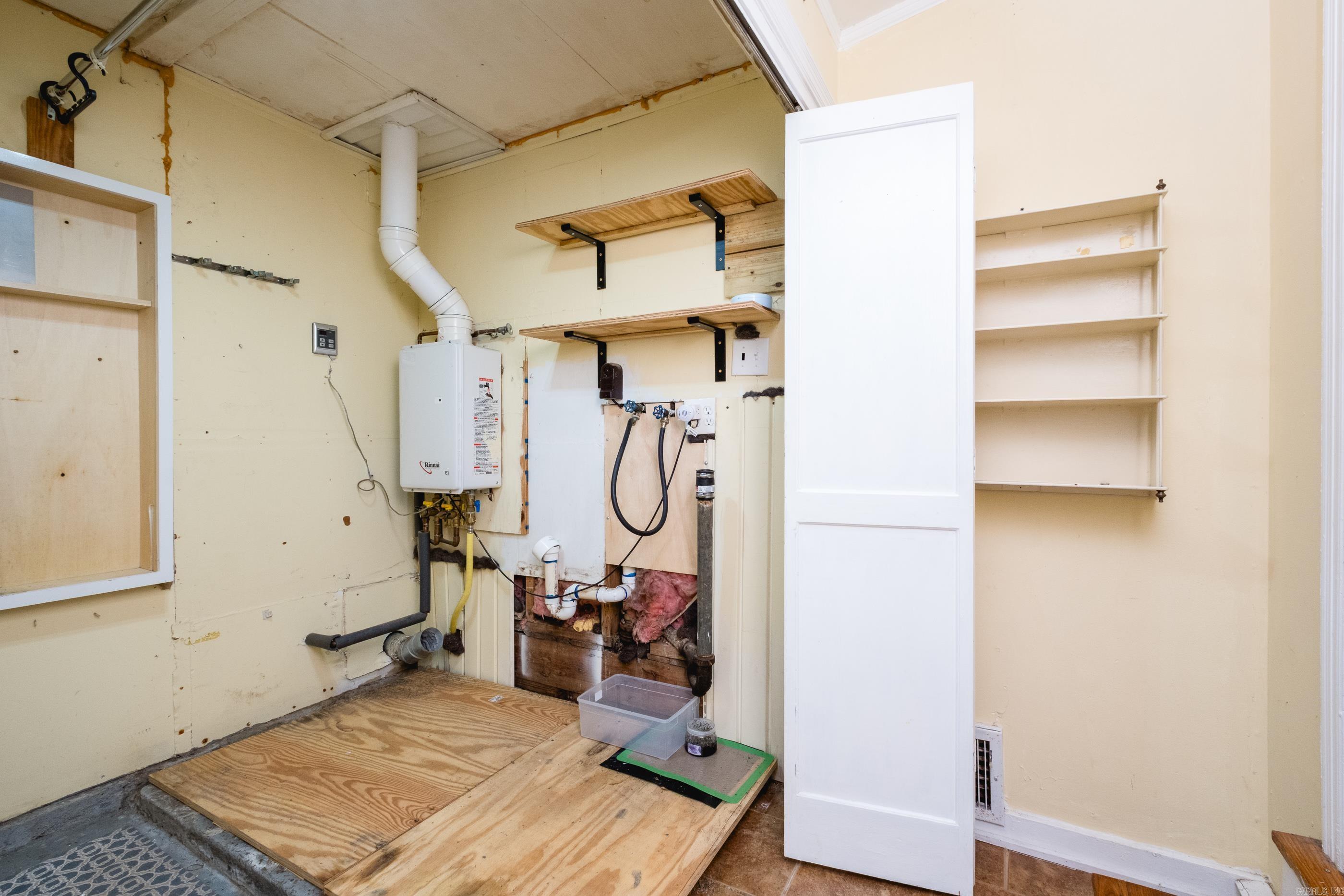 CAMMACK WOODS - Residential