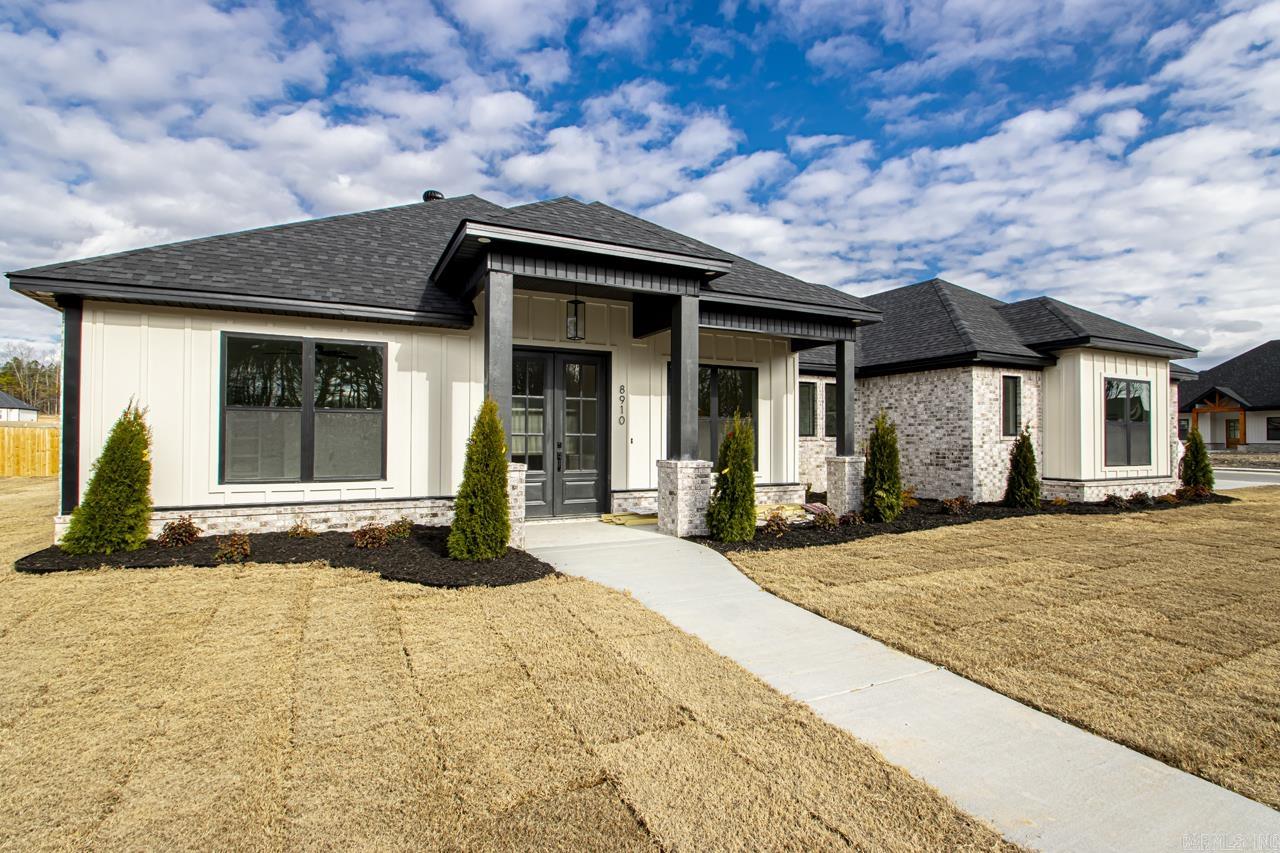 CROSSROADS VILLAGE - Residential