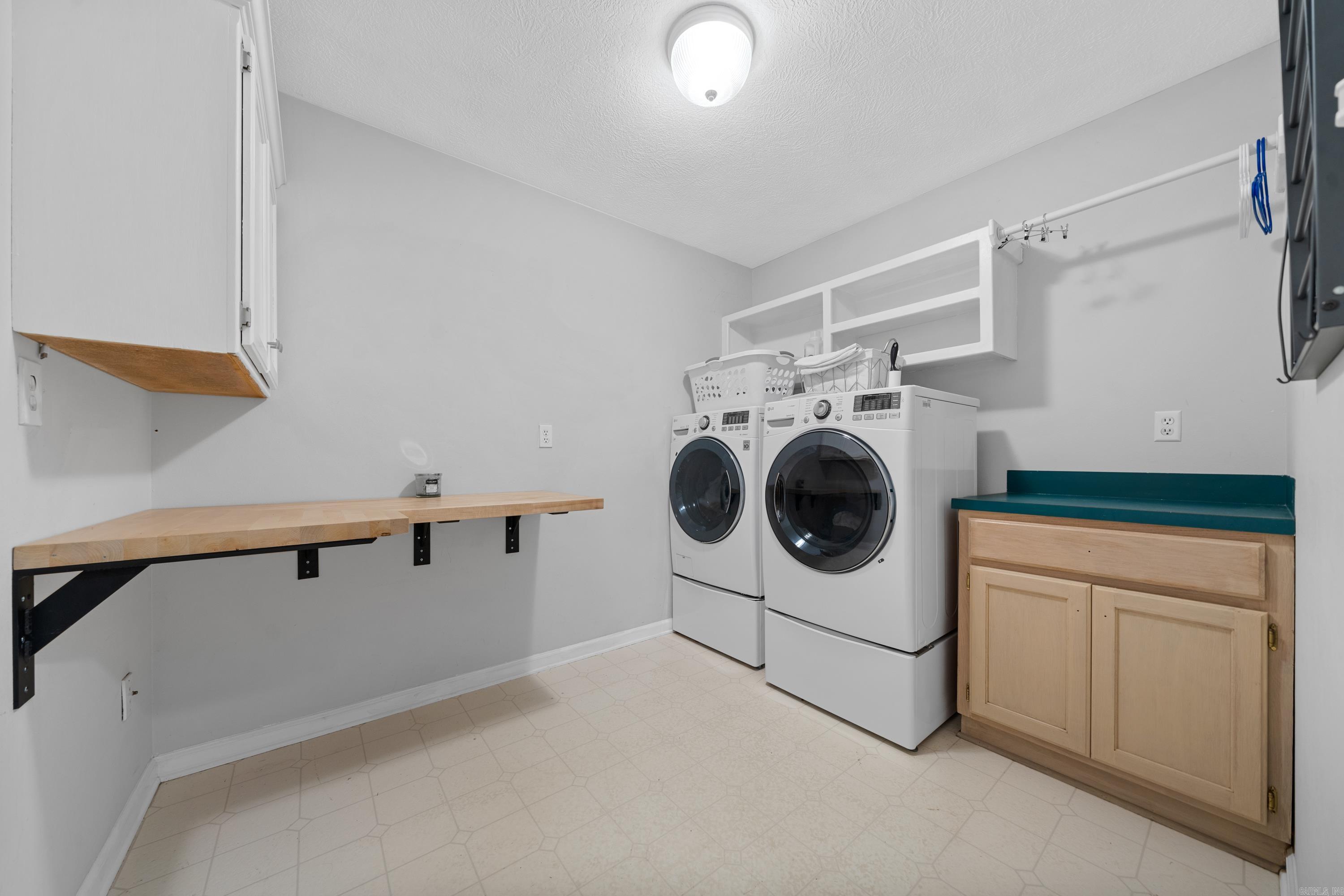 CHERRY CREEK ADDN - Residential