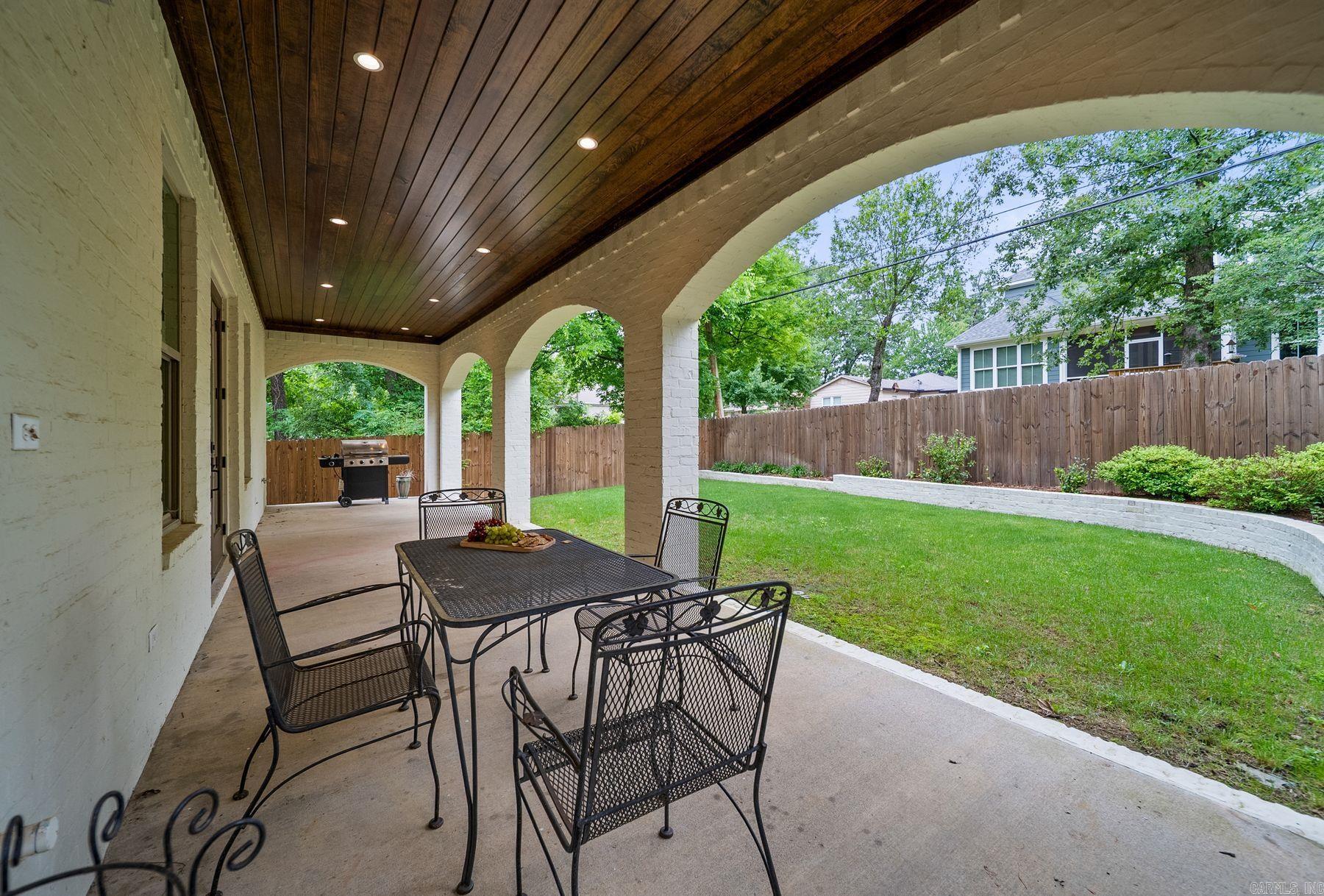 CAMMACK WOODS - Residential