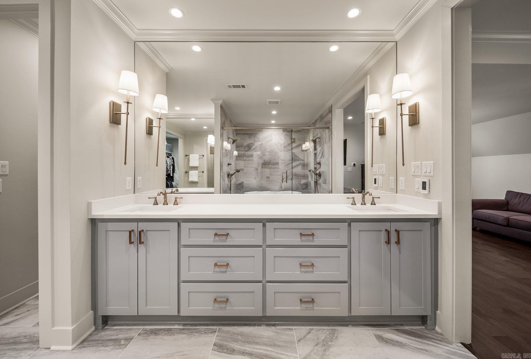 CAMMACK WOODS - Residential