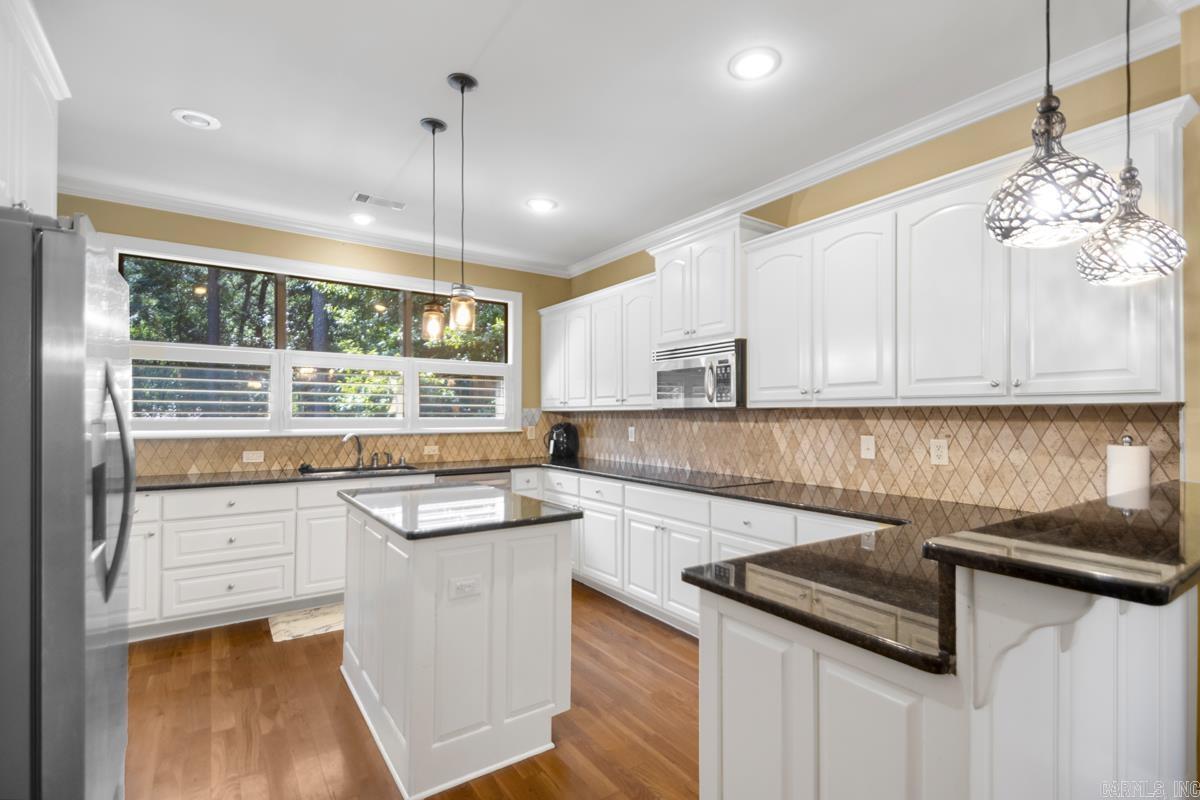 CHENAL VALLEY BRONTE COURT - Residential