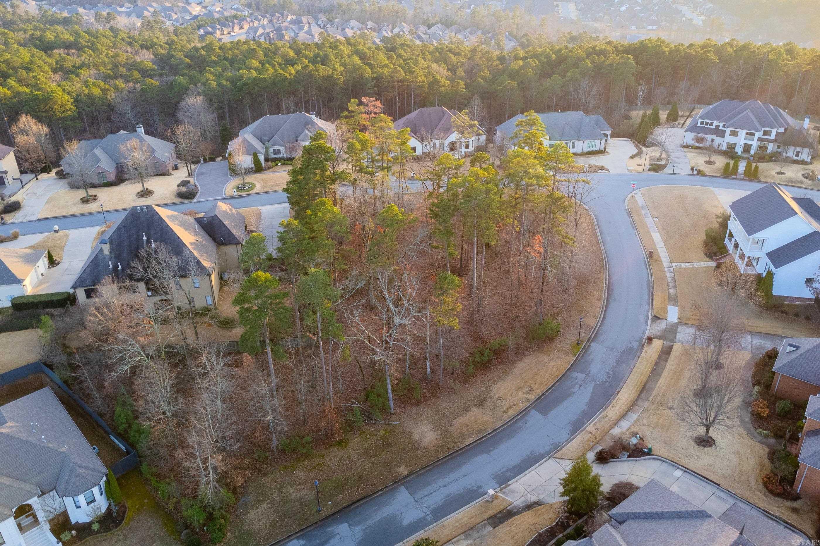 CHENAL VALLEY SEZANNE COURT - Land