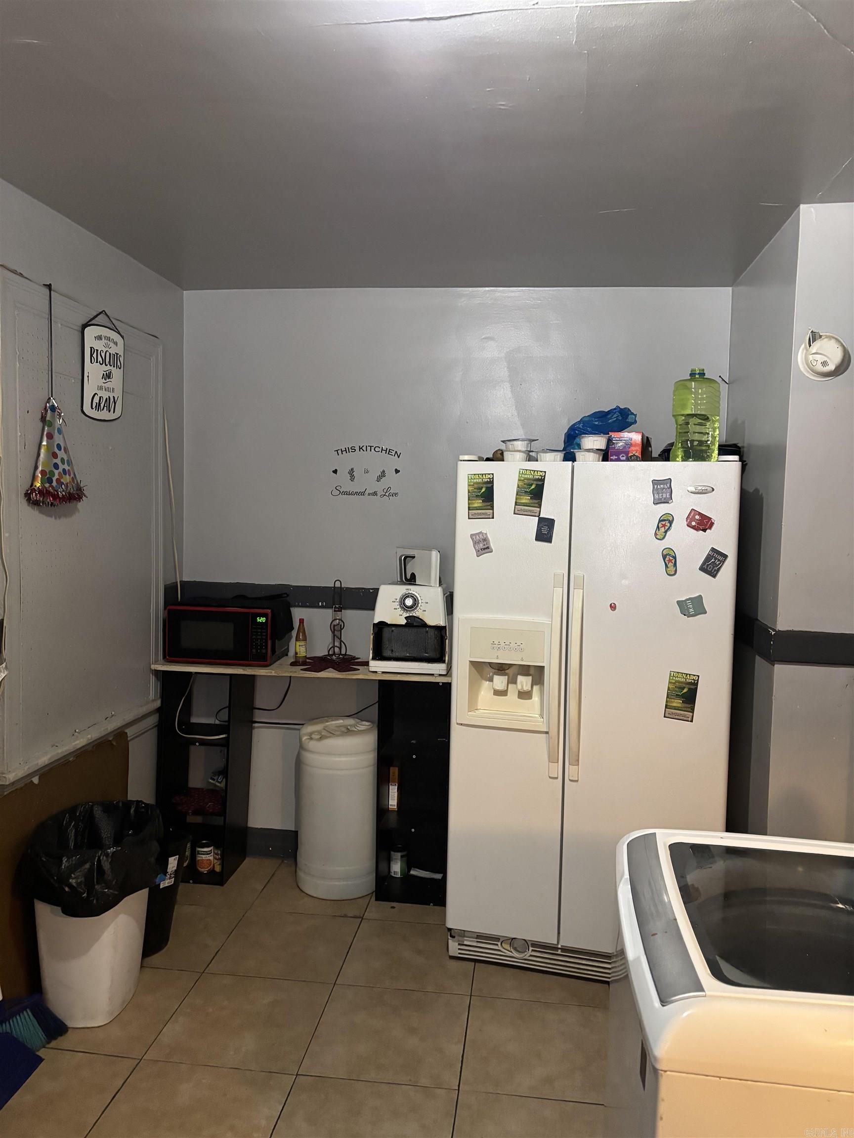 HOLTS INDUSTRIAL - Residential