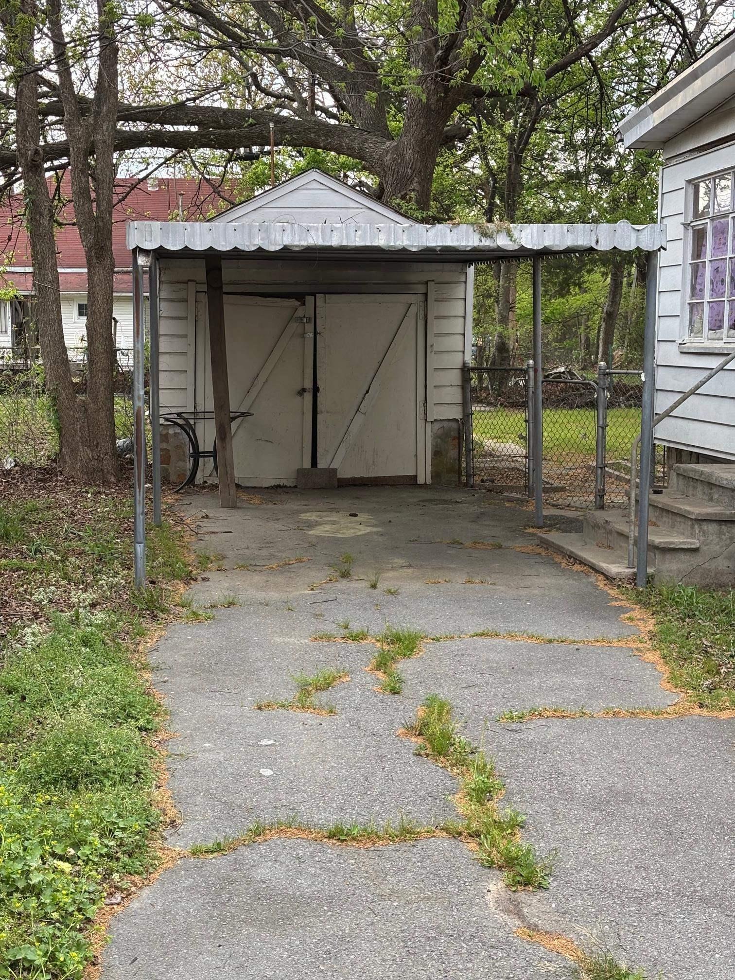 HOLTS INDUSTRIAL - Residential