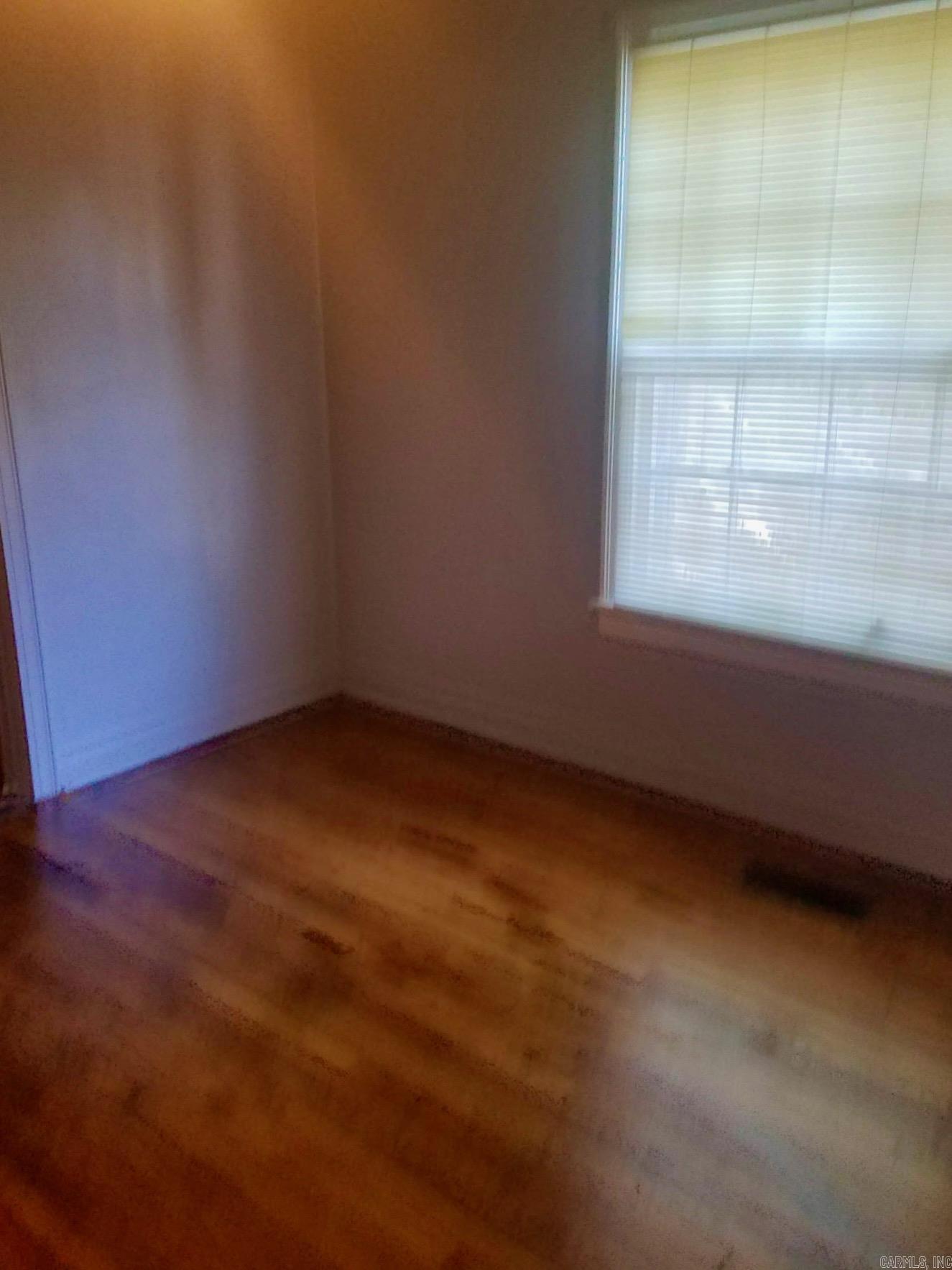 HOLTS INDUSTRIAL - Residential