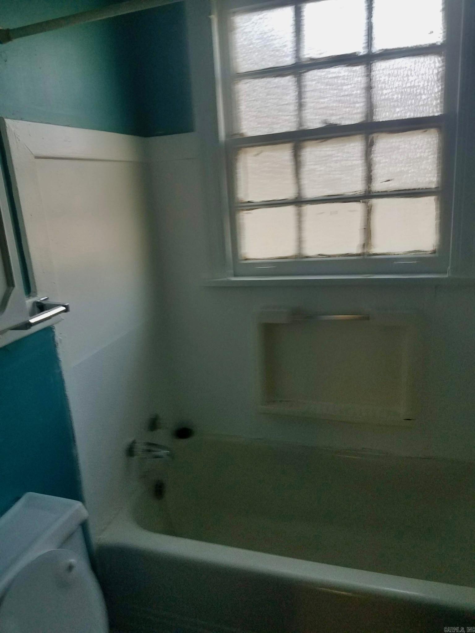 HOLTS INDUSTRIAL - Residential