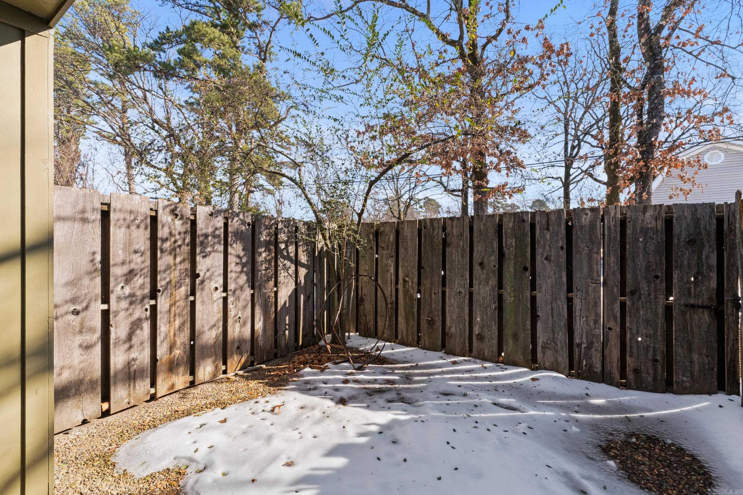 BRISTOL COMMONS TWNHS - Residential