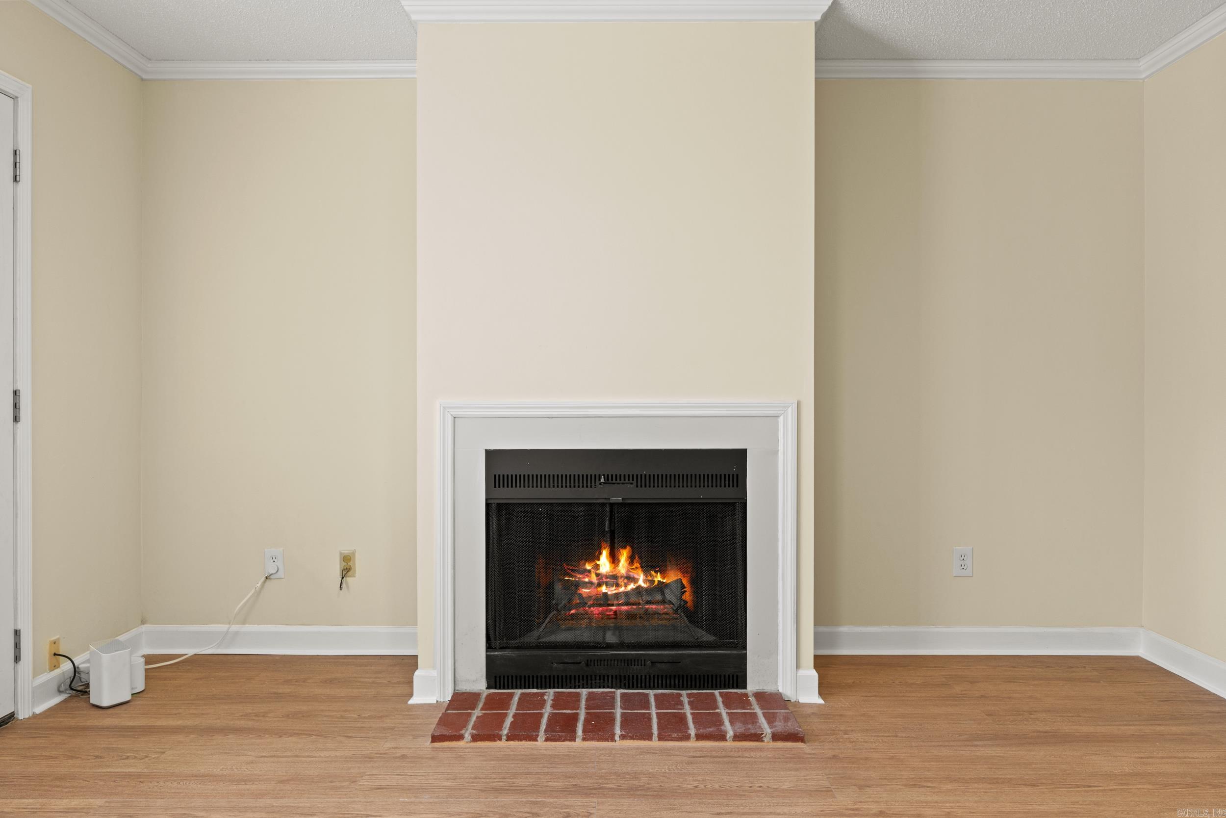 BRISTOL COMMONS TWNHS - Residential