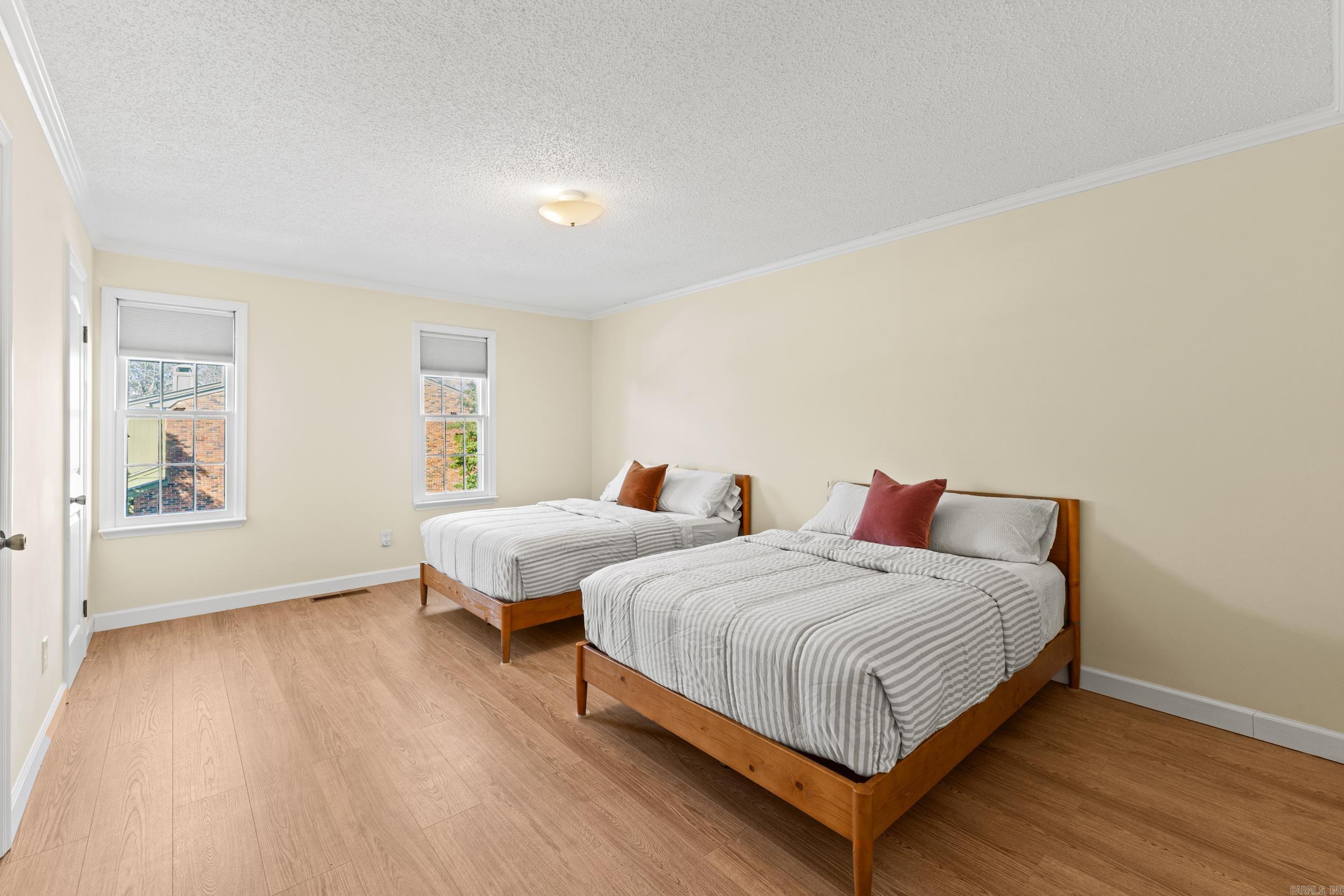 BRISTOL COMMONS TWNHS - Residential