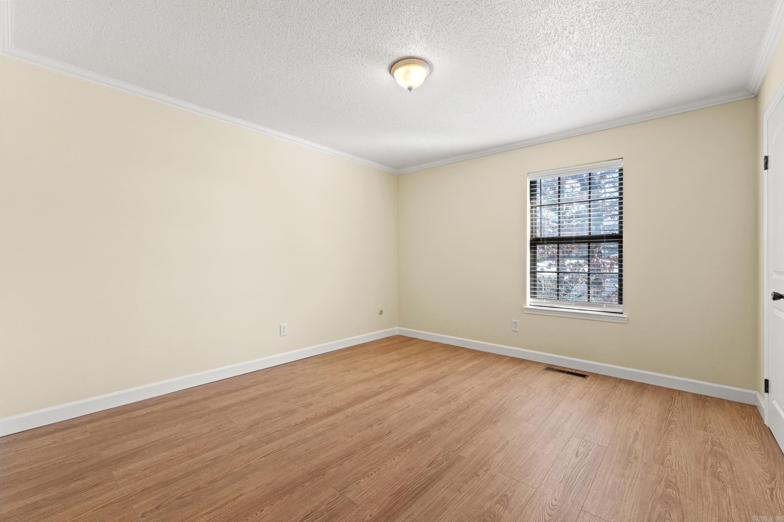 BRISTOL COMMONS TWNHS - Residential