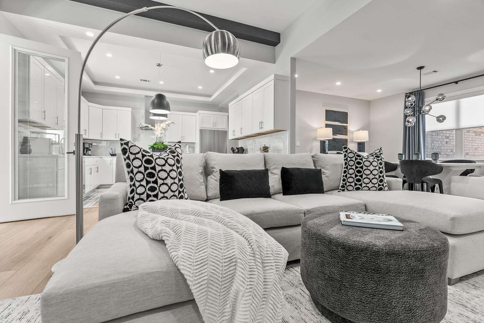 Sergio - Residential