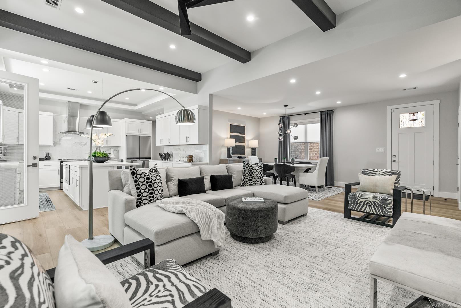 Sergio - Residential