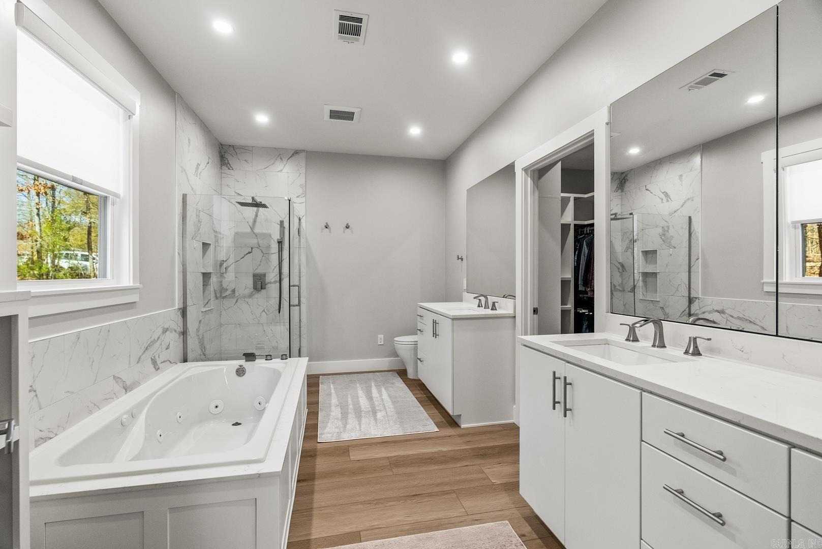 Sergio - Residential