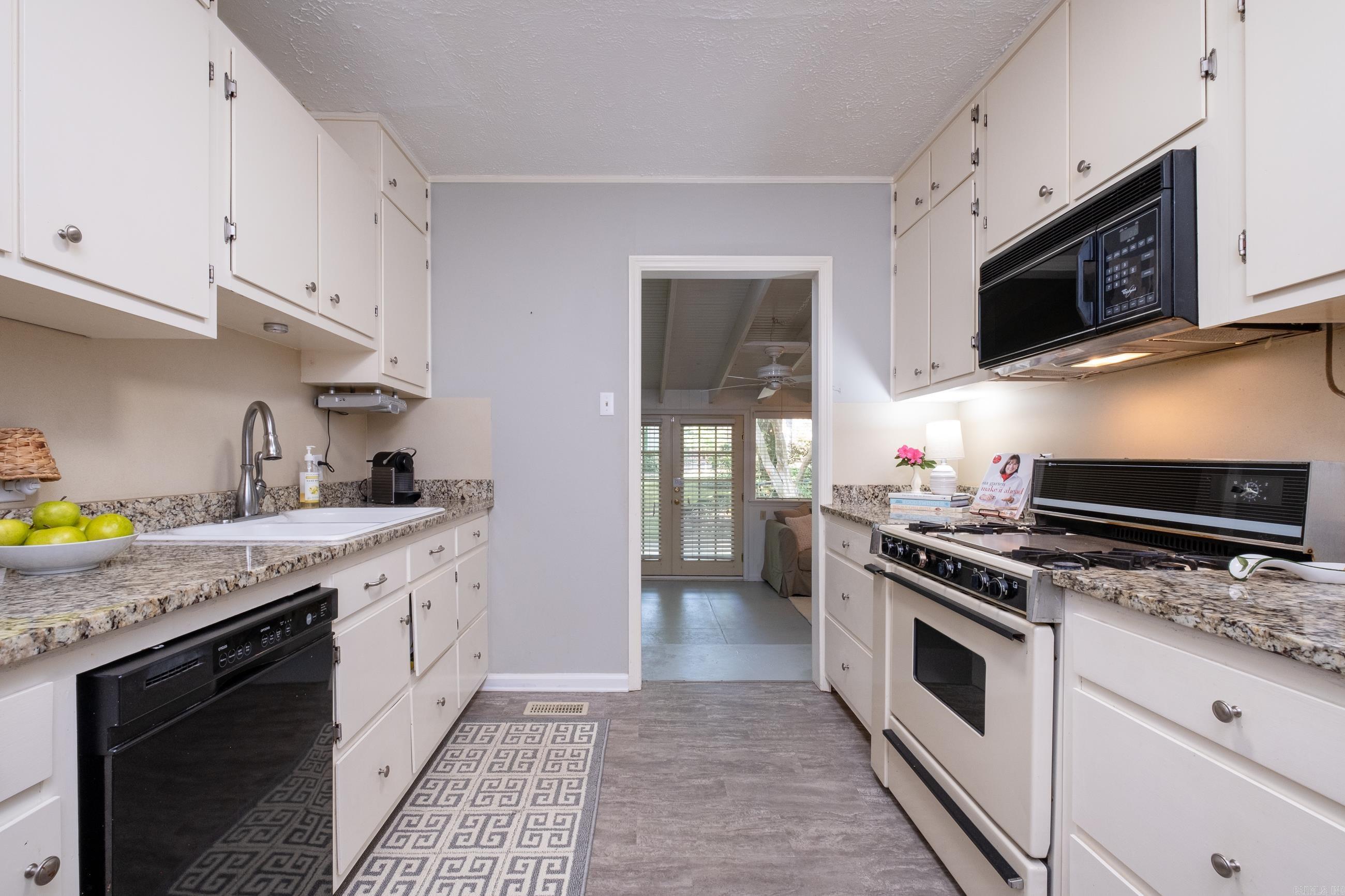 WESTOVER HILLS - Residential