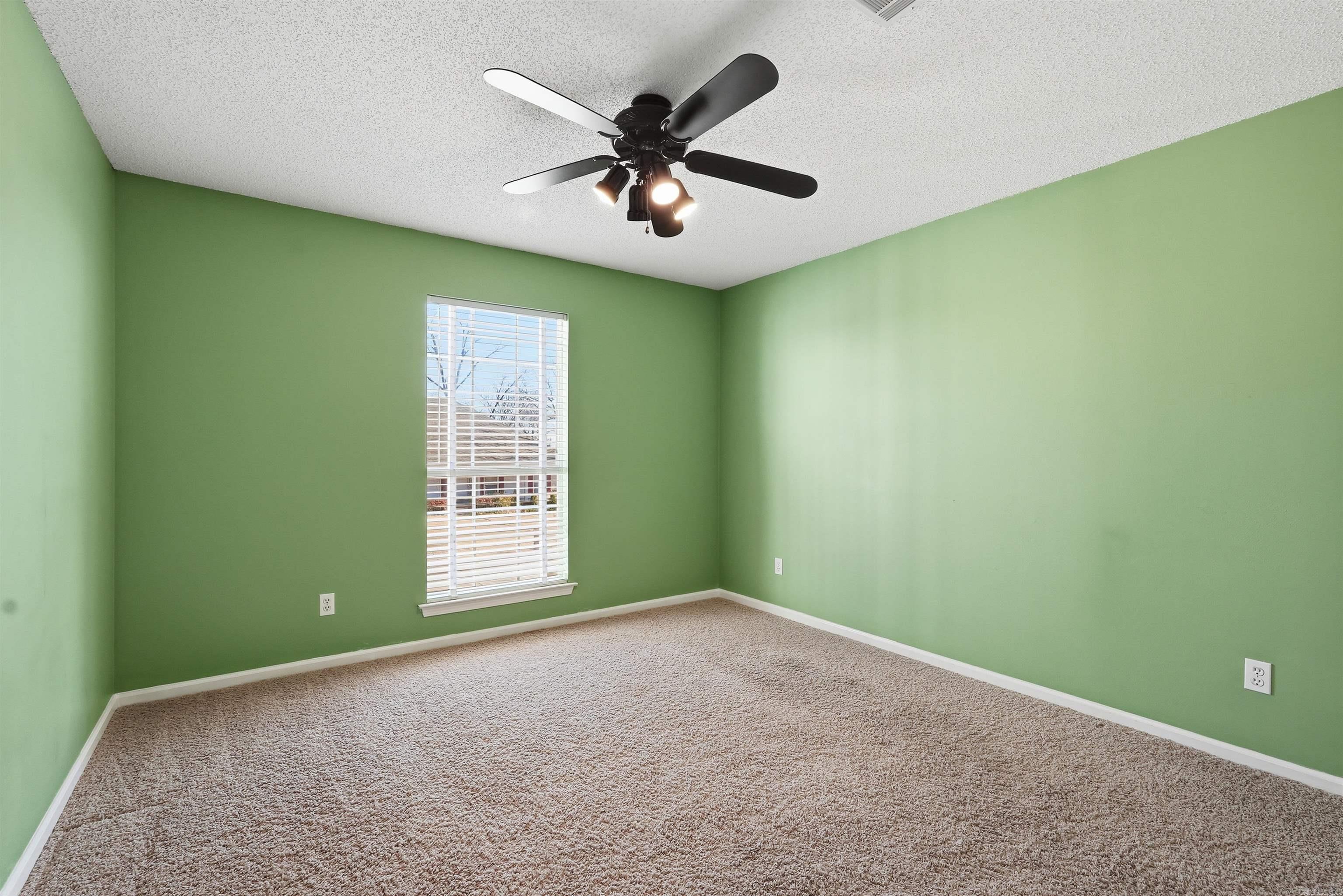 OAKBROOKE - Residential