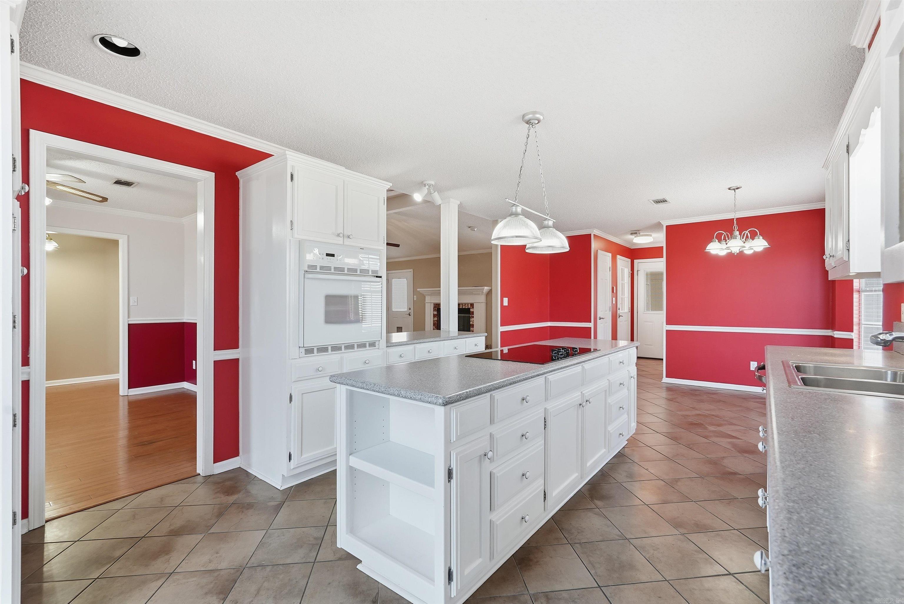 OAKBROOKE - Residential