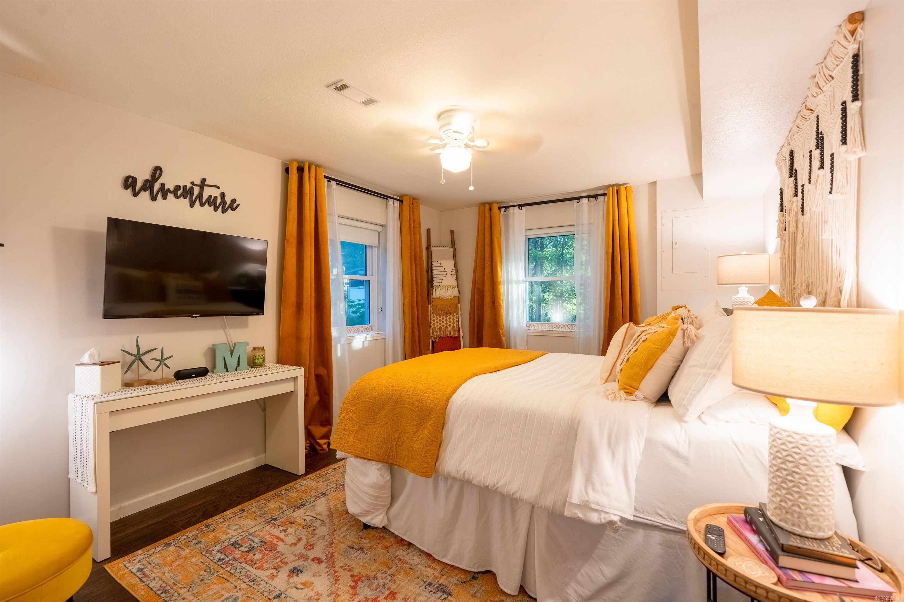 HILLCREST WOODS - Residential