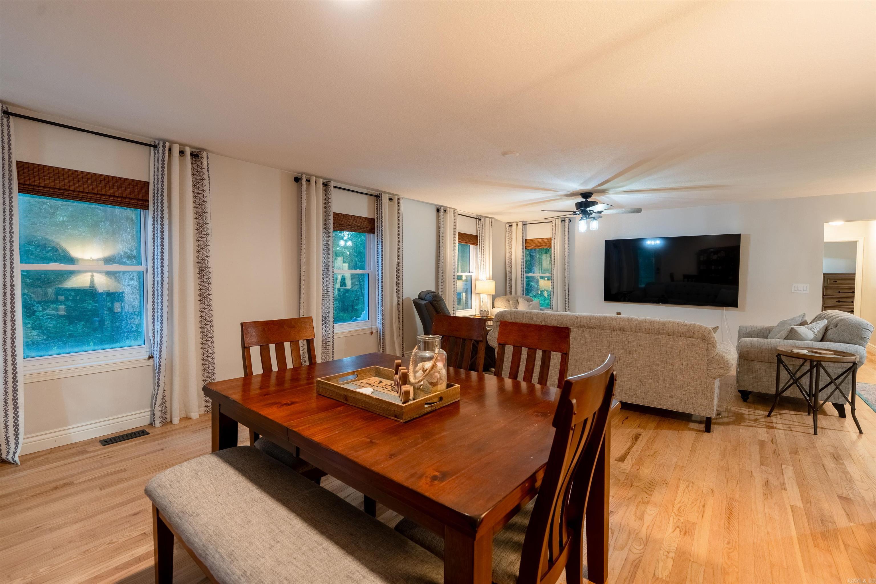 HILLCREST WOODS - Residential