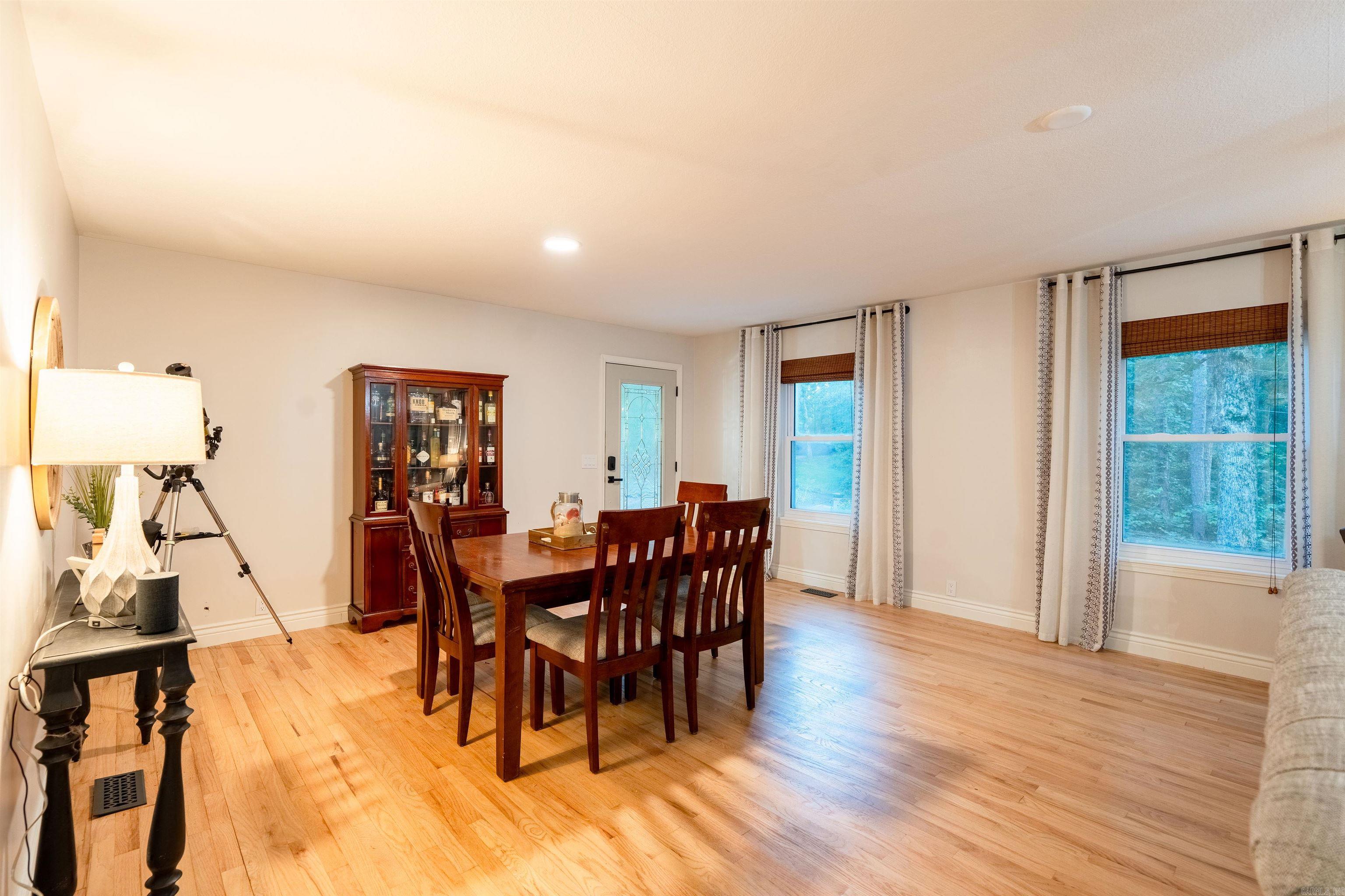 HILLCREST WOODS - Residential