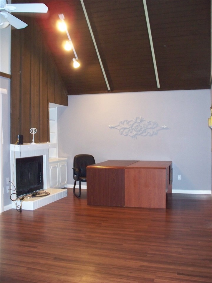 Shadow Ridge Villas - Residential Lease