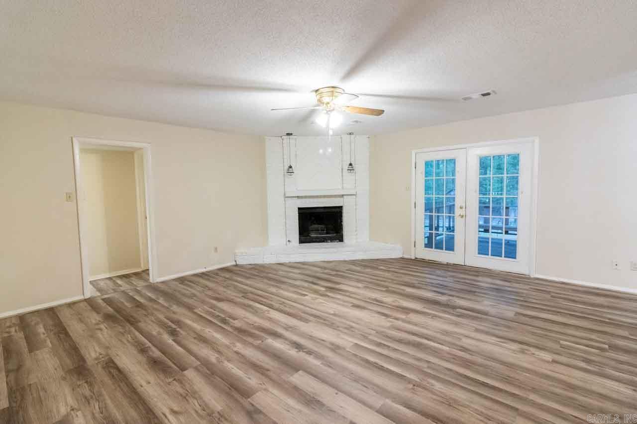 TARA MOUNT - Residential