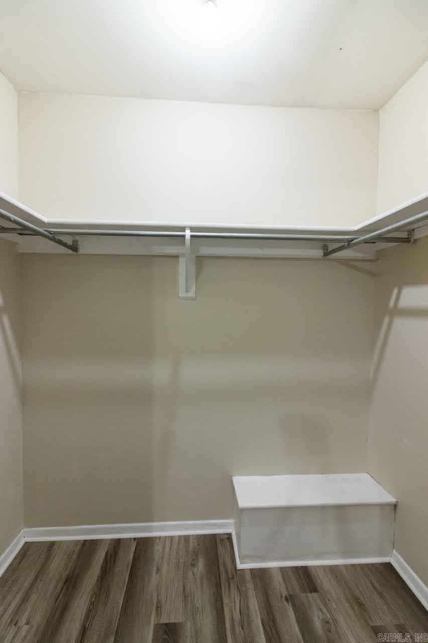 TARA MOUNT - Residential