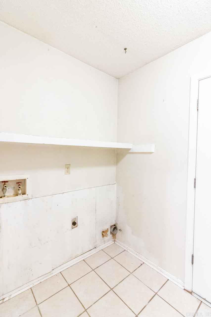 TARA MOUNT - Residential